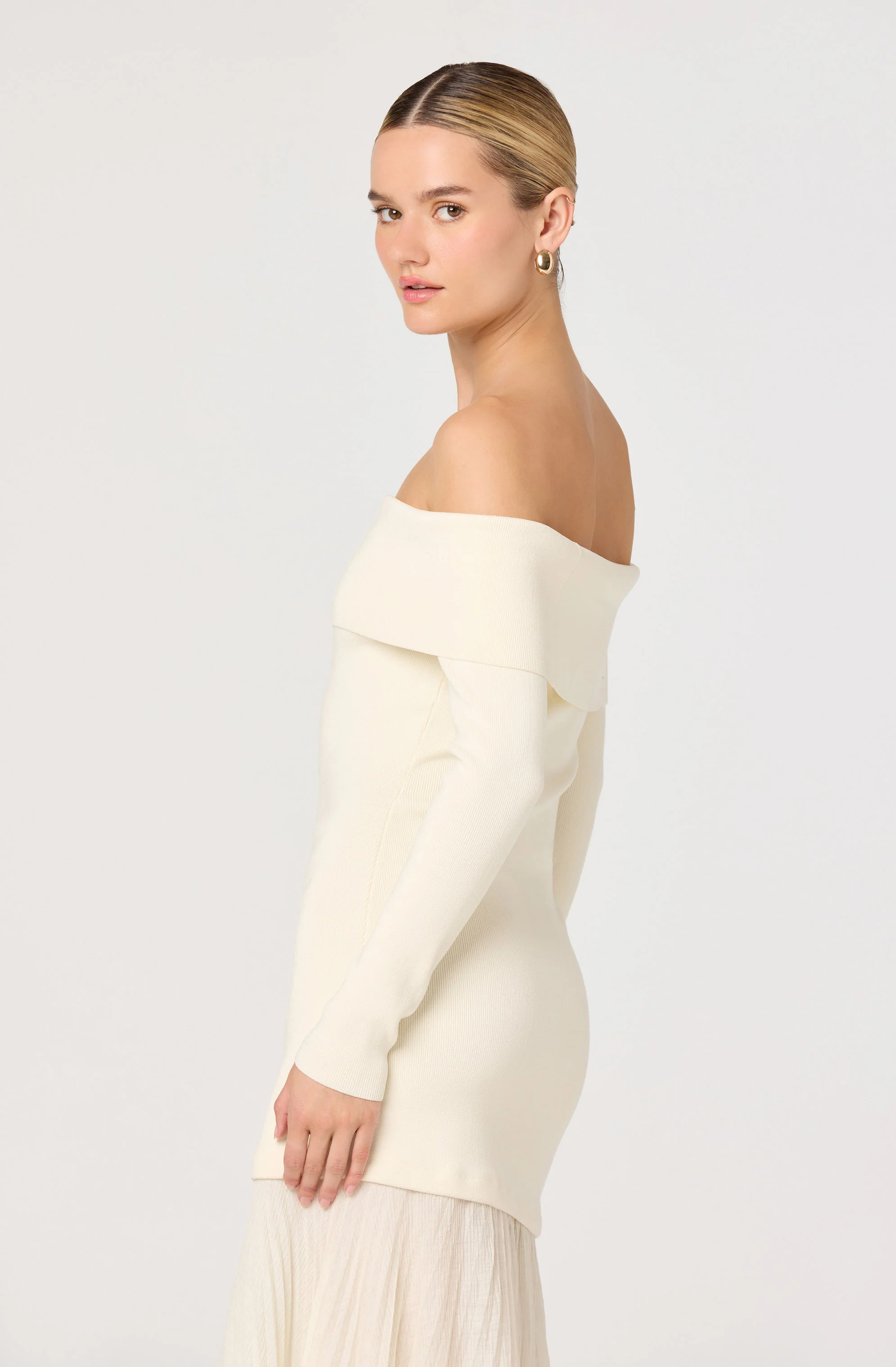 Lidia Off-Shoulder Pleated Midi Dress - Image 5
