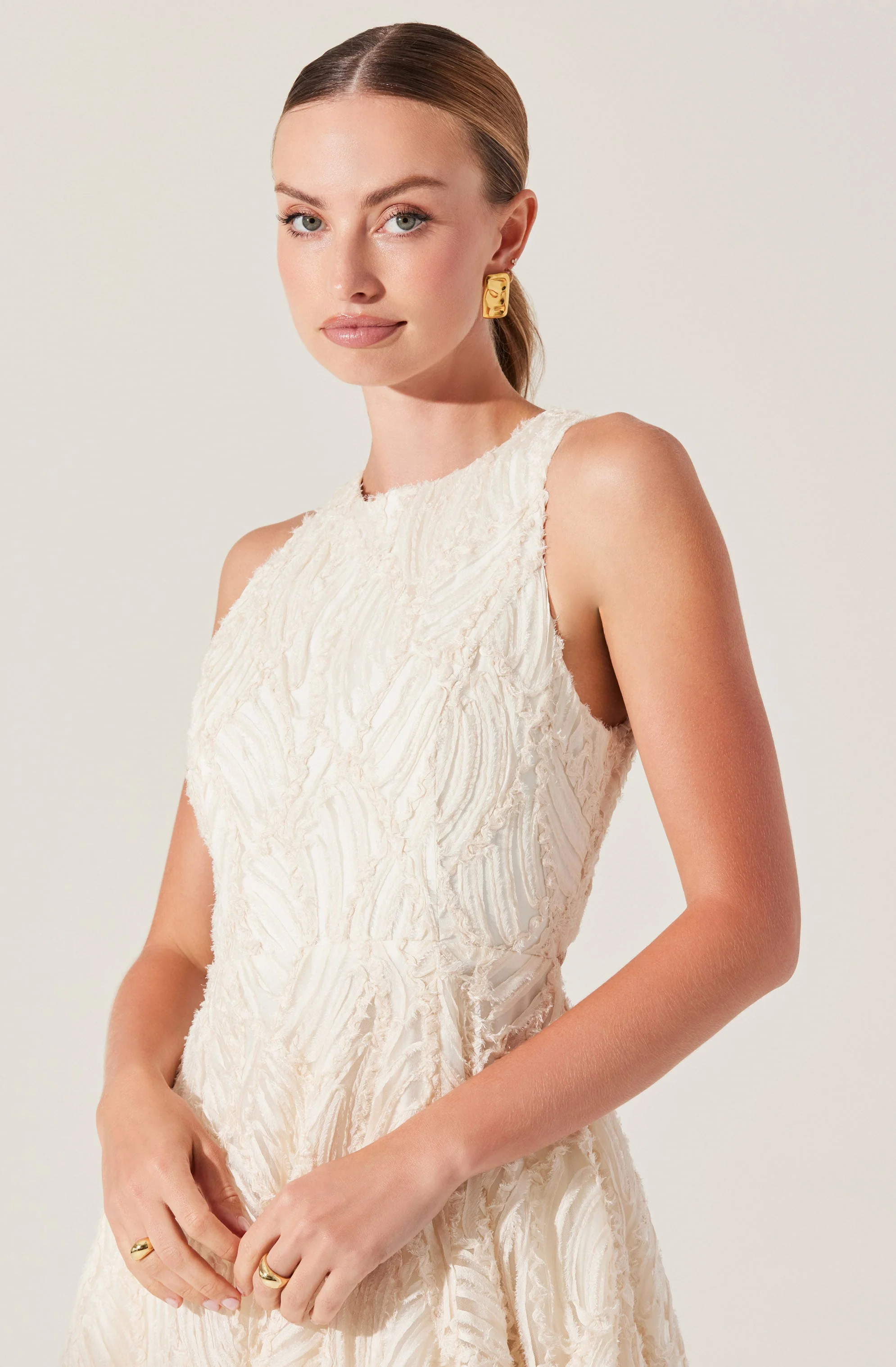 Lillemor 3D Textured Midi Dress - Image 4