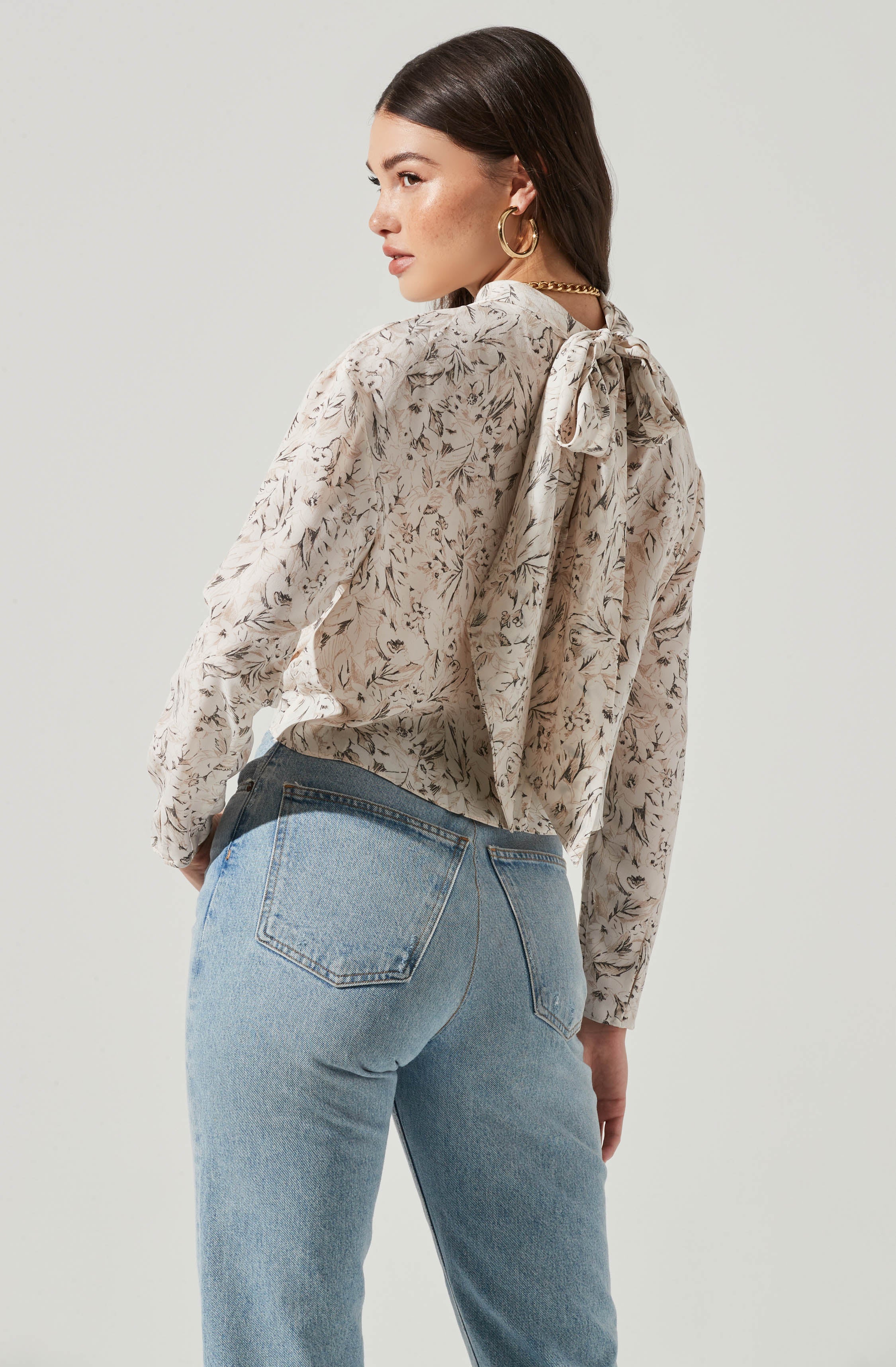 Long Sleeve Drape Tie Back Neck Back Top - Image 11