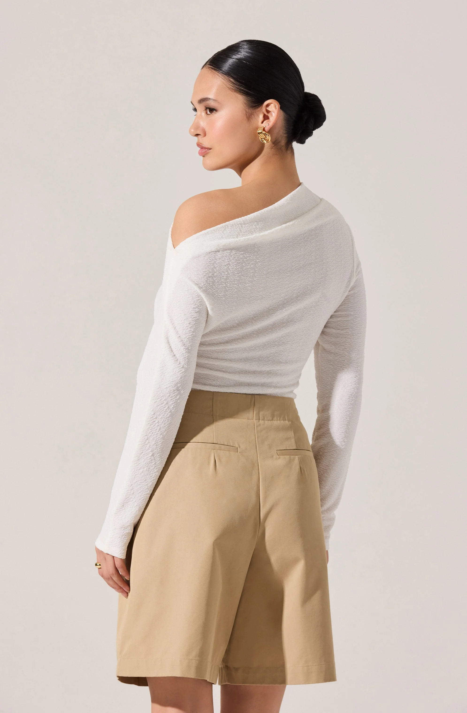 Textured Off Shoulder Top - Image 12