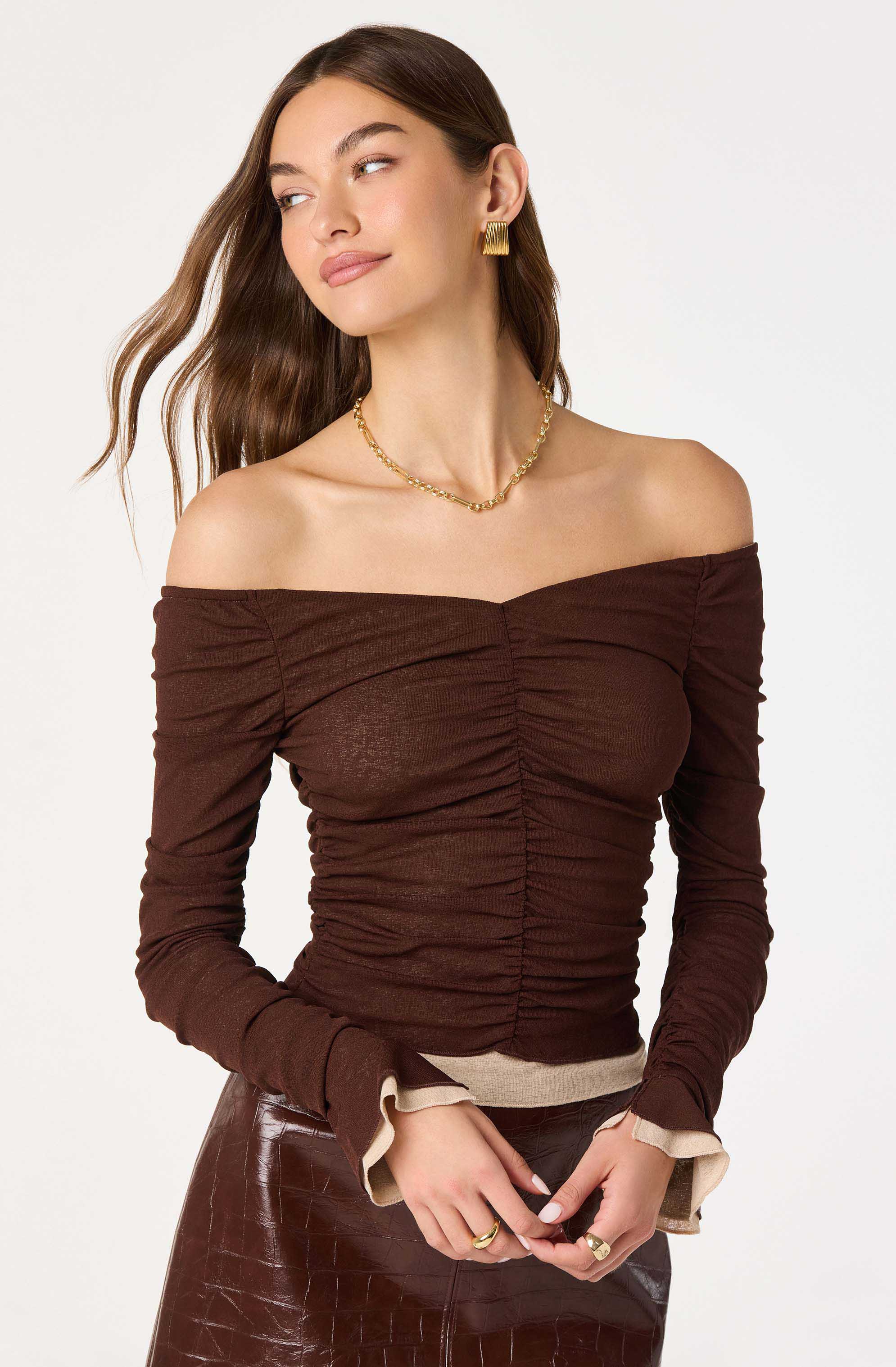Ruched Layered Off Shoulder Top - Image 7