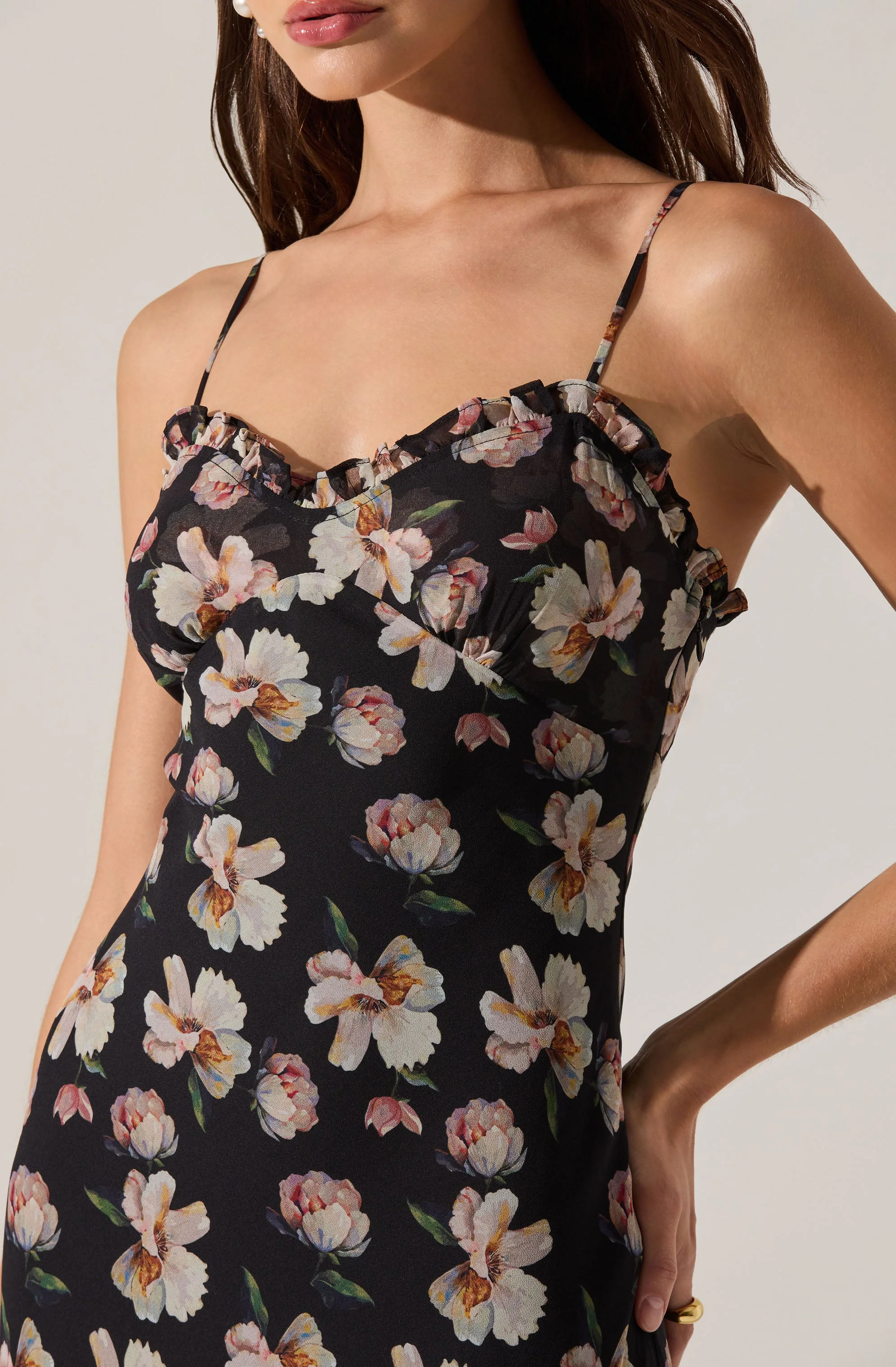 Maeryn Sweetheart Ruffle Maxi Dress - Image 5