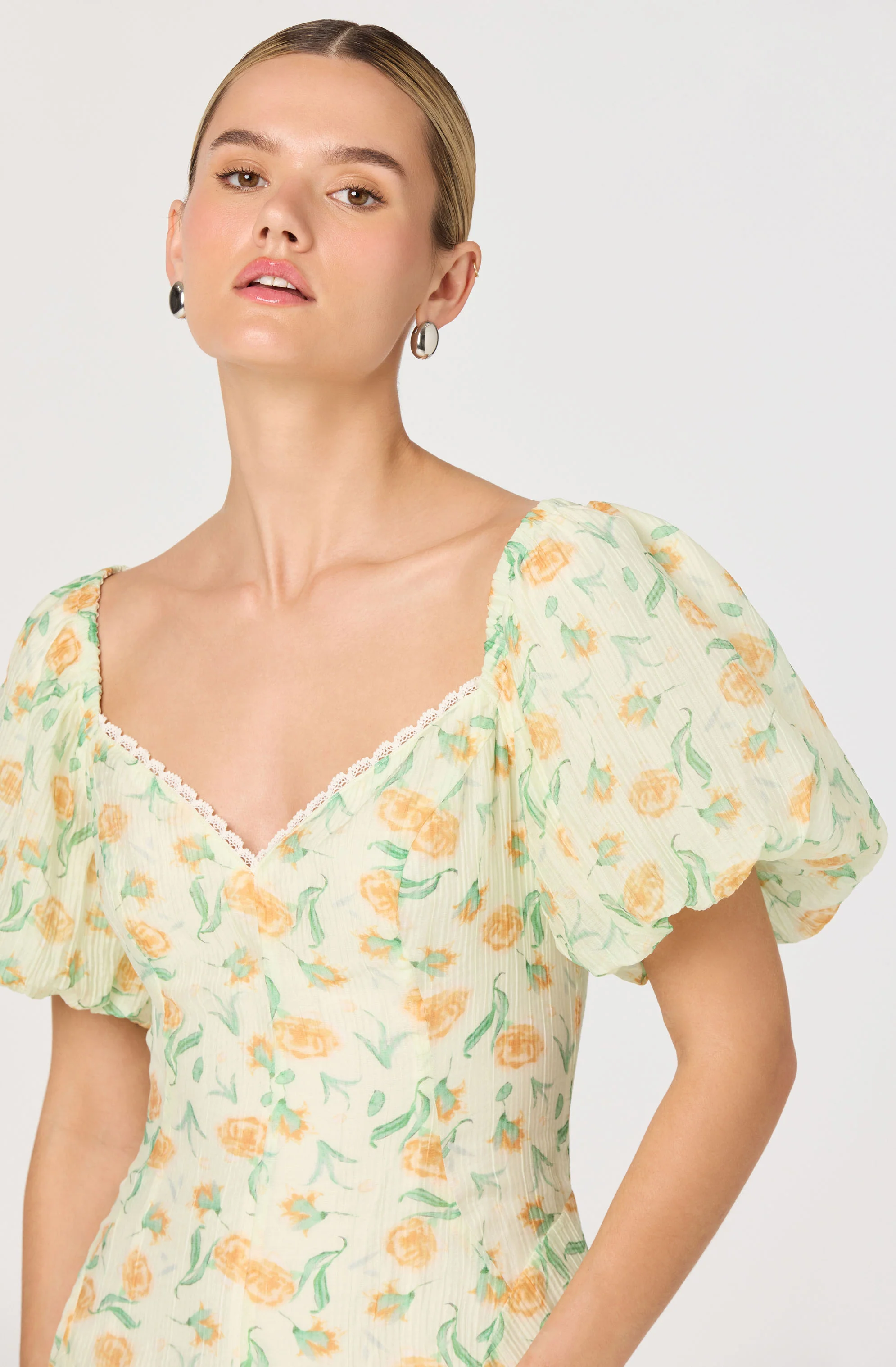 Mayra Floral Plissé Puff Sleeve Midi Dress - Image 4