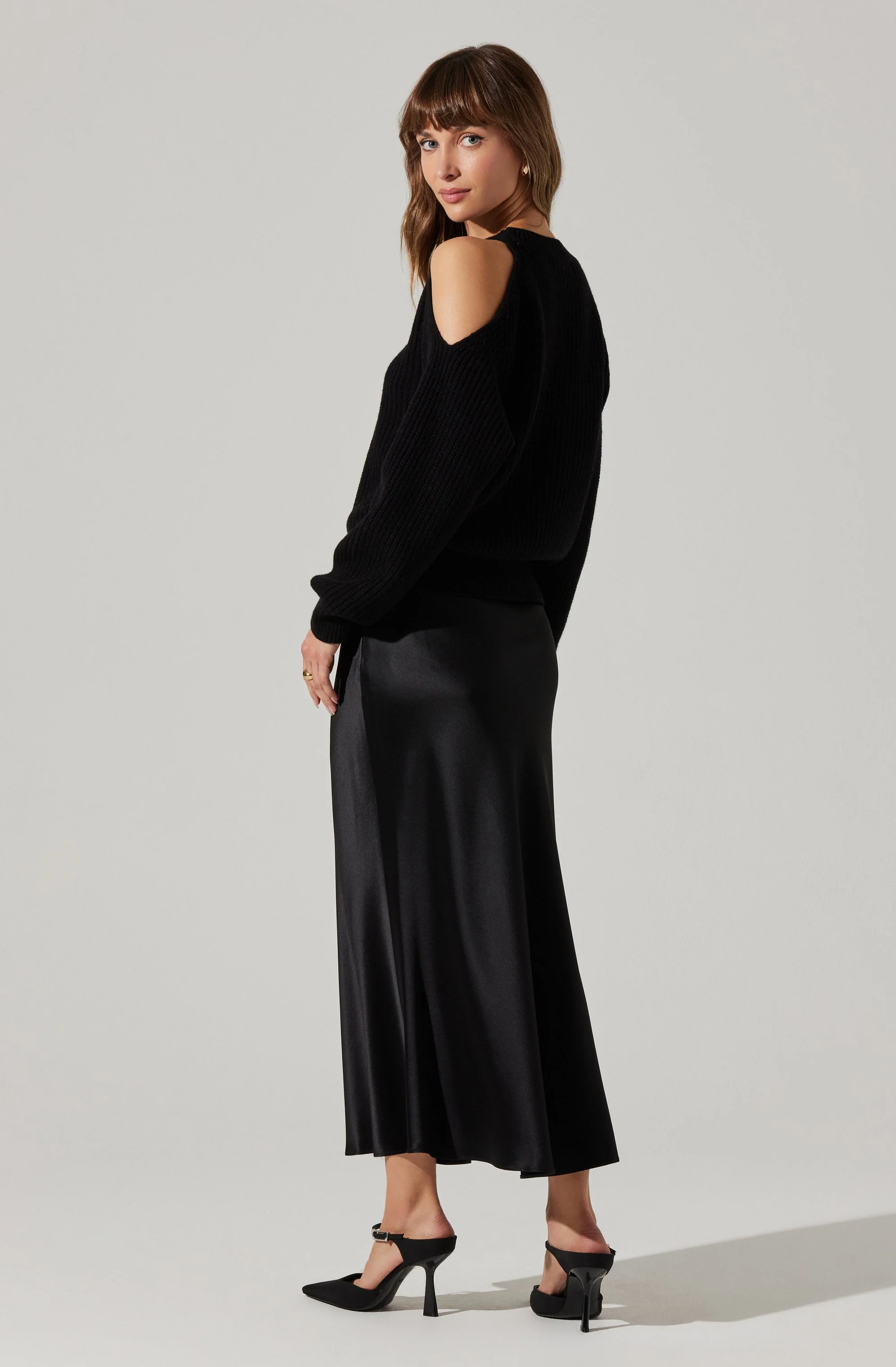 Millicent Ribbed Cold Shoulder Sweater - Image 4
