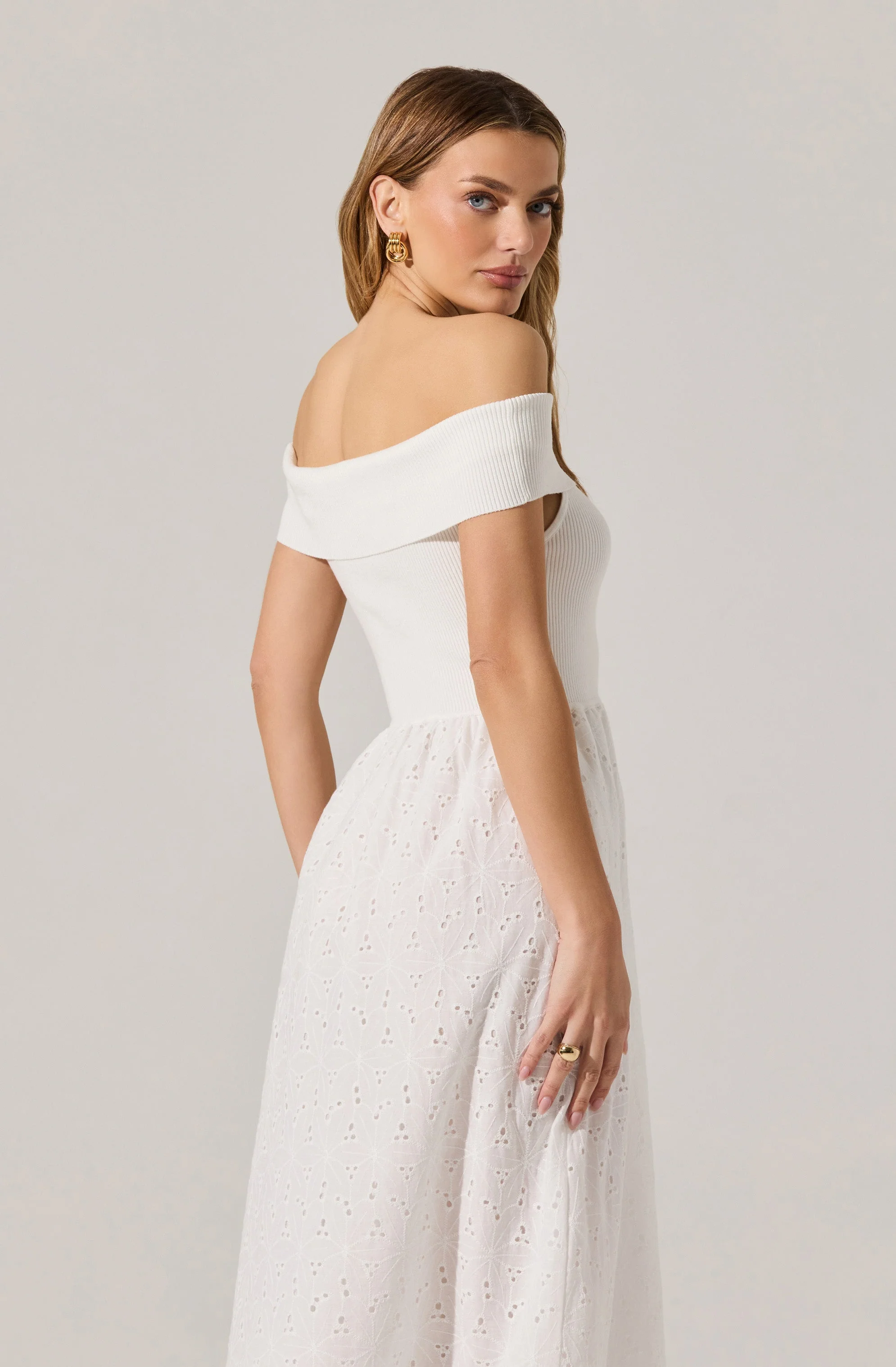 Off Shoulder Eyelet Midi Dress - Image 12