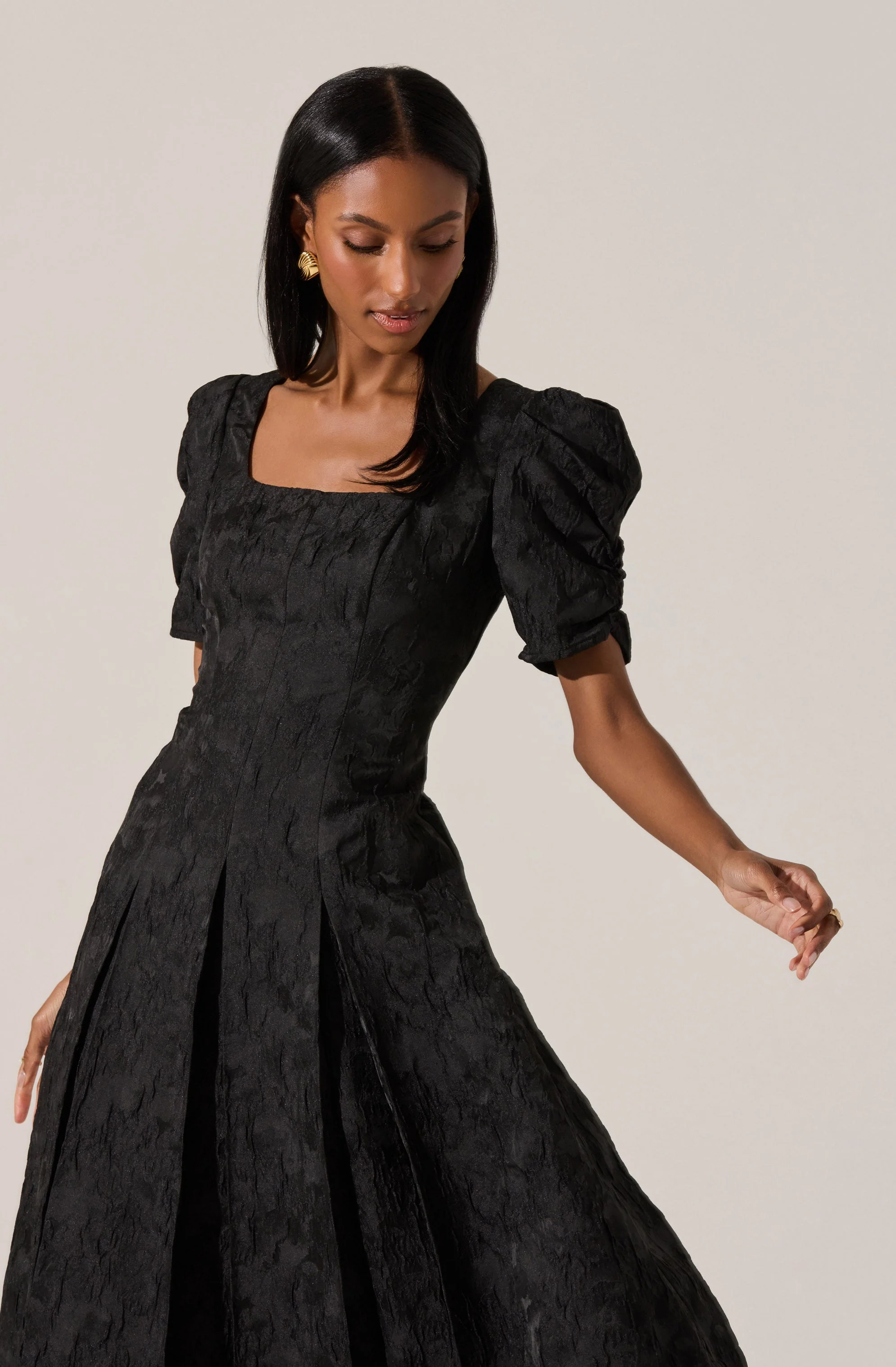 Mosella Jacquard Puff Sleeve Midi Dress - Image 3