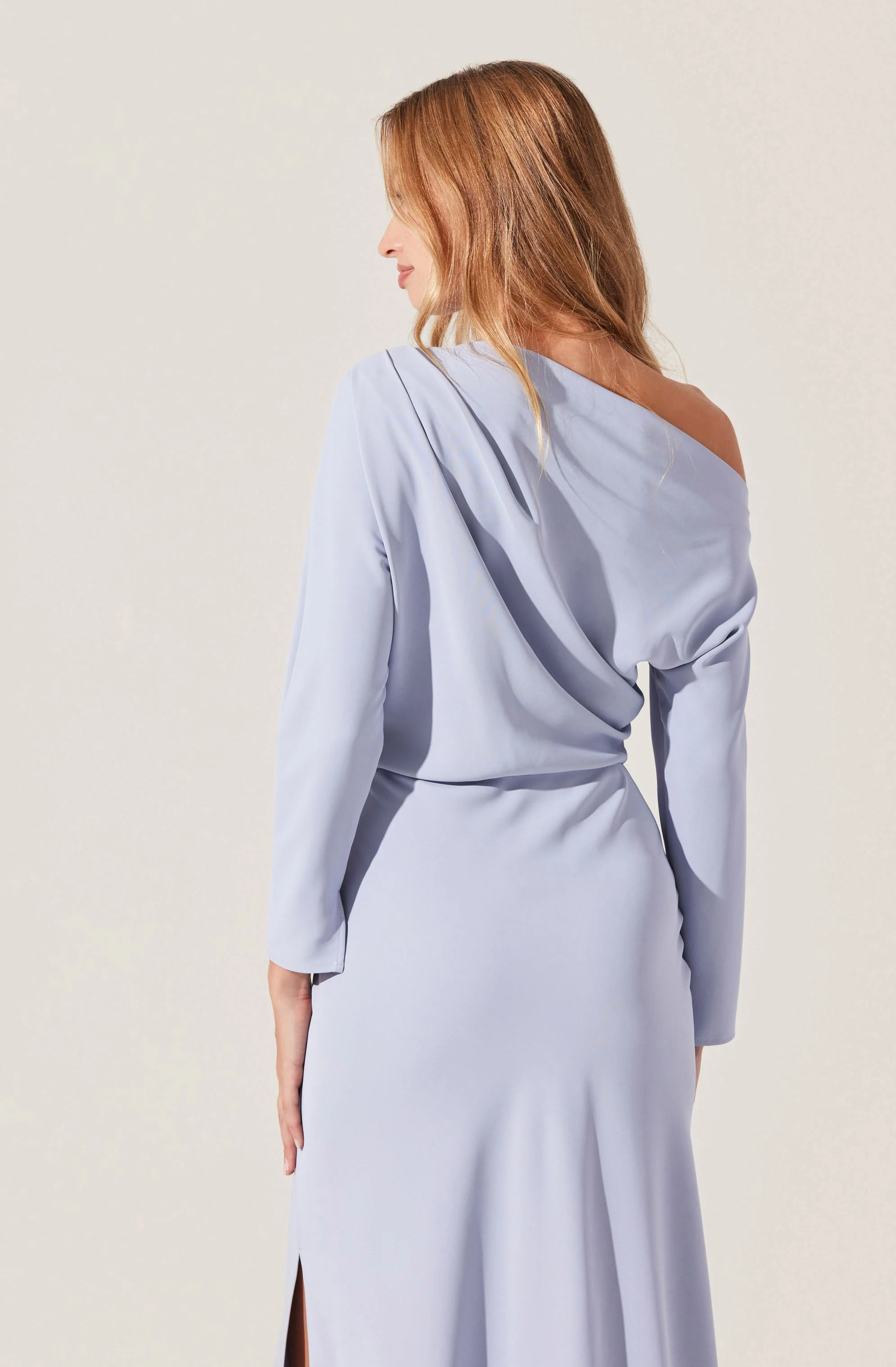Naida Off Shoulder Midi Dress - Image 4
