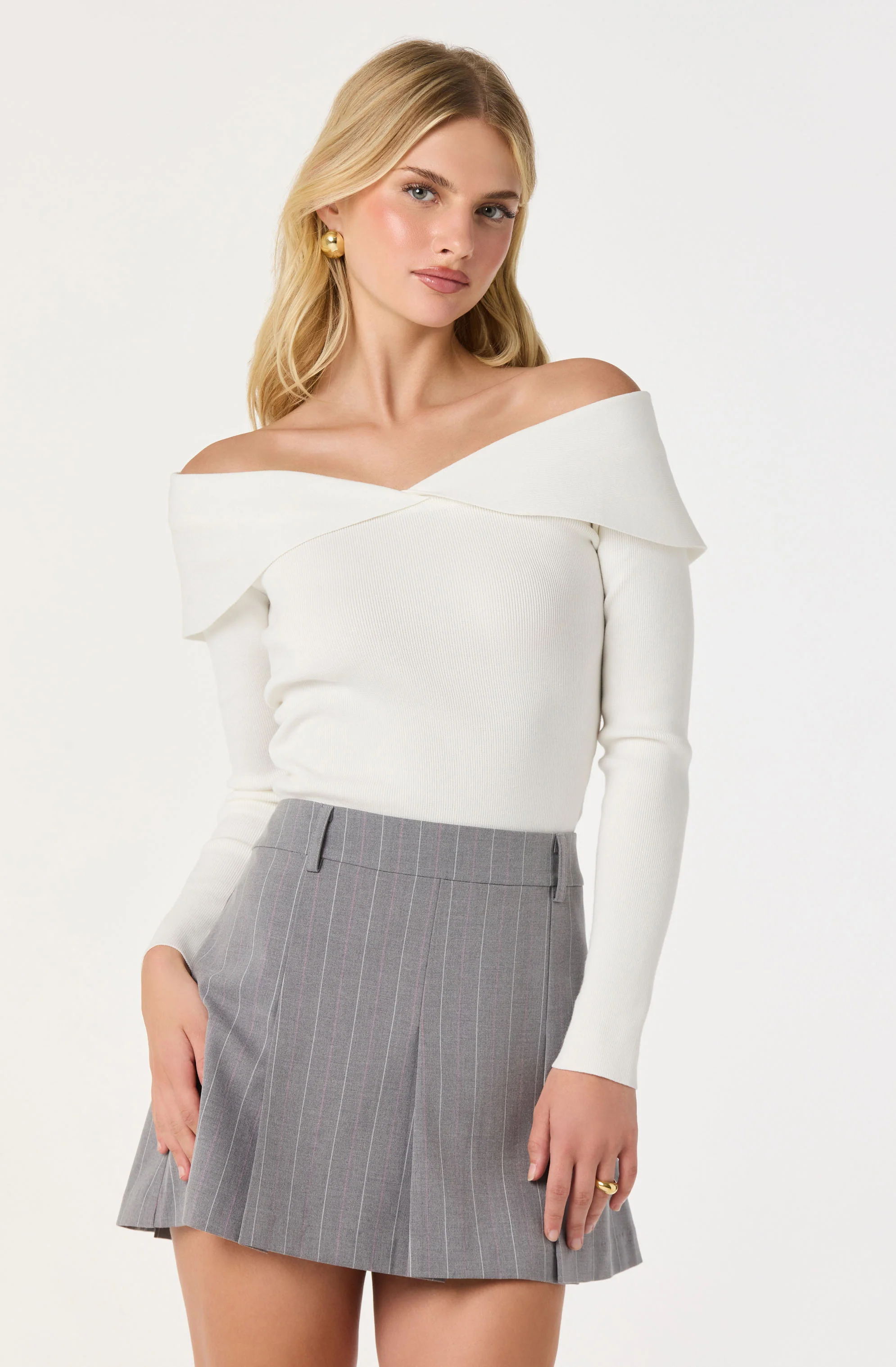 Ribbed Off Shoulder Long Sleeve Sweater - Image 11