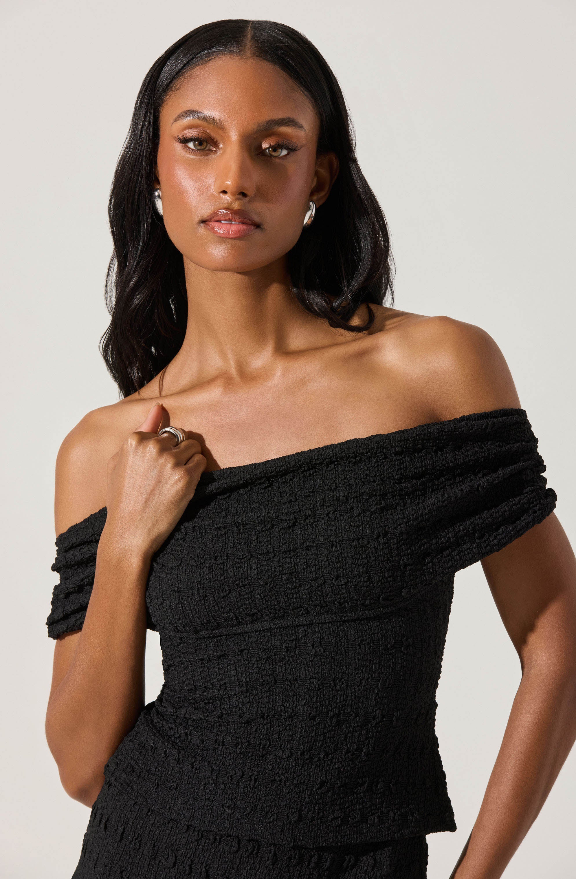 Off Shoulder Textured Knit Top - Image 3