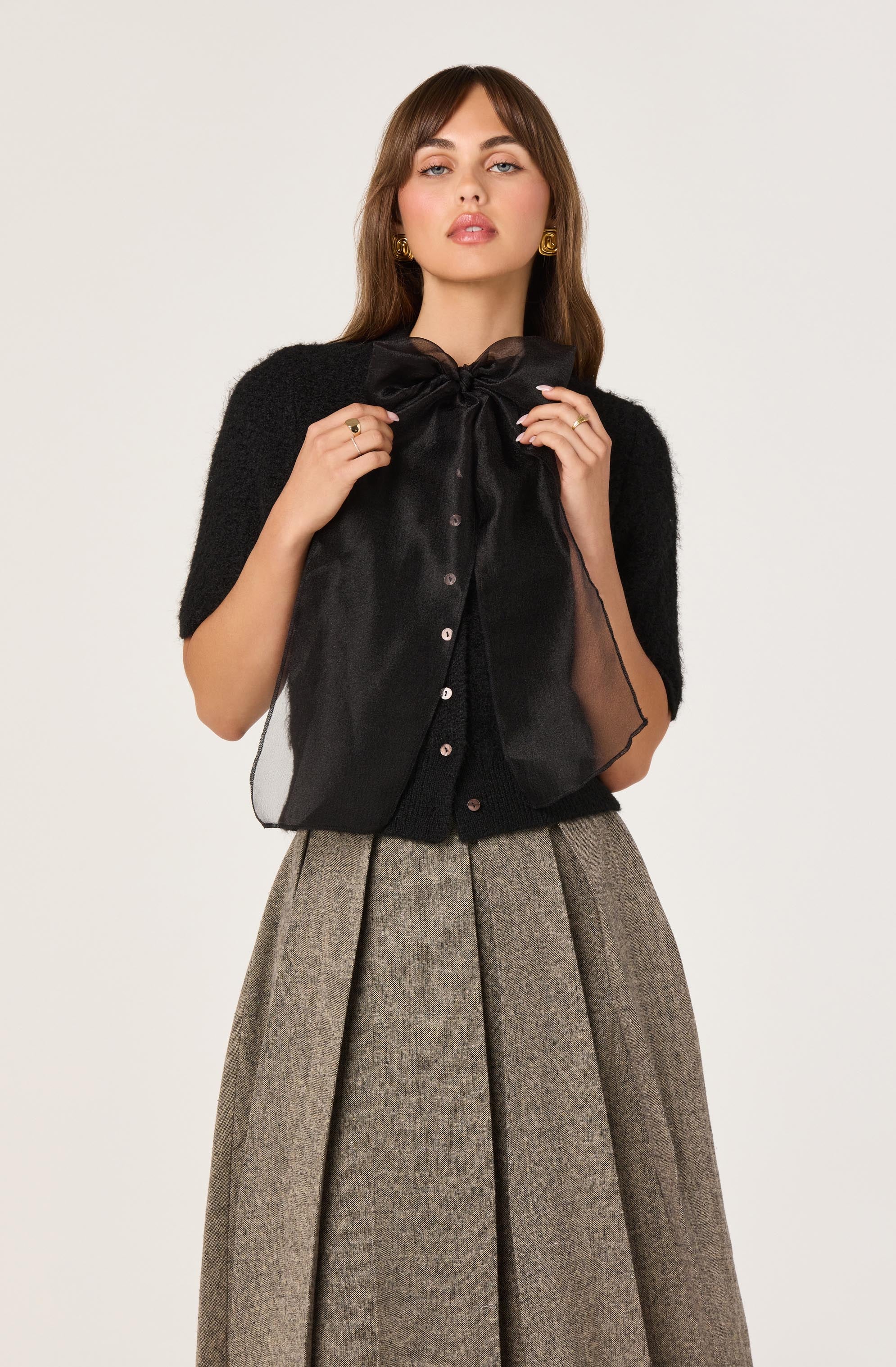 Organza Bow Short Sleeve Cardigan - Image 3