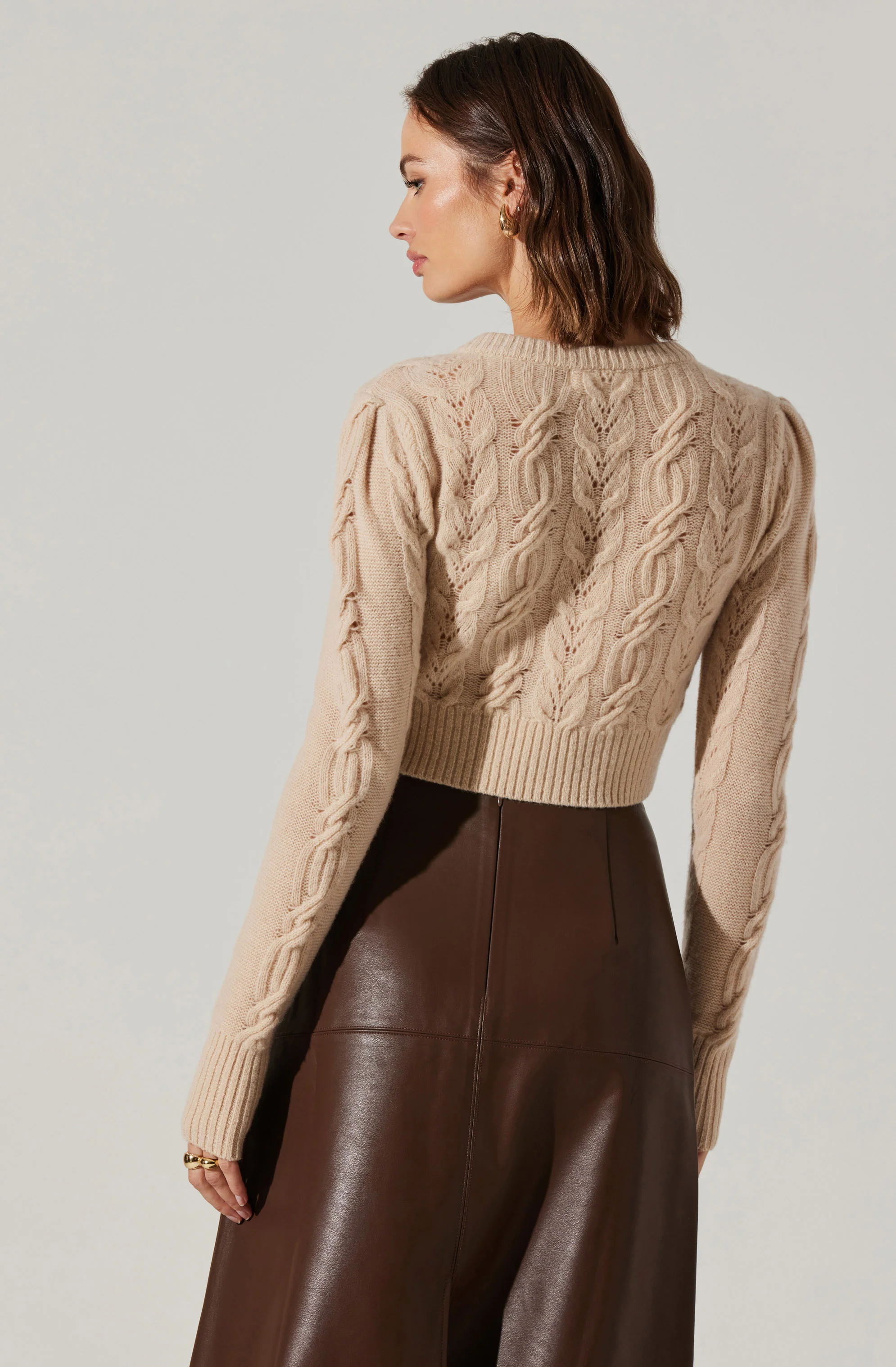 Peri Cable Knit Cropped Cardigan - Image 6