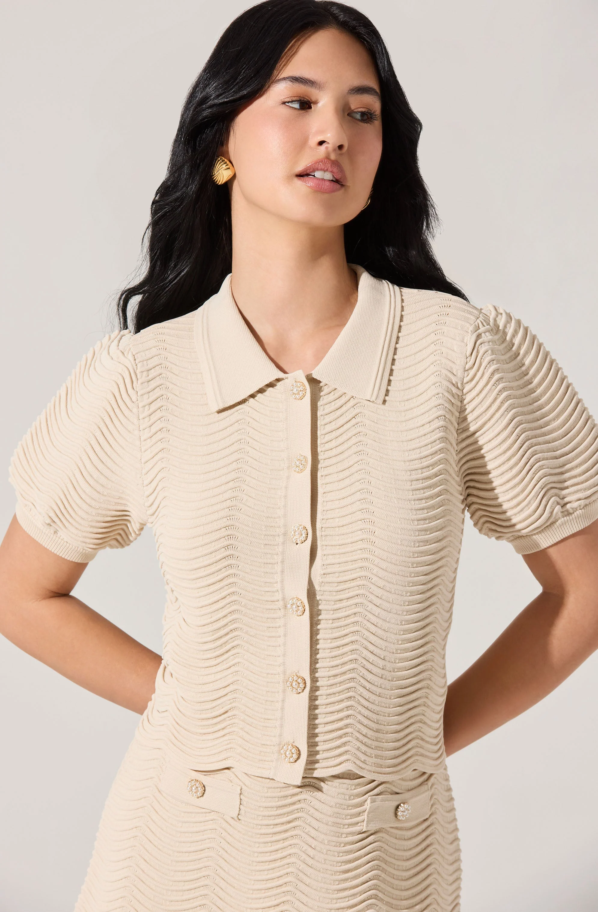 Perrine Scalloped Short Sleeve Cardigan - Image 10