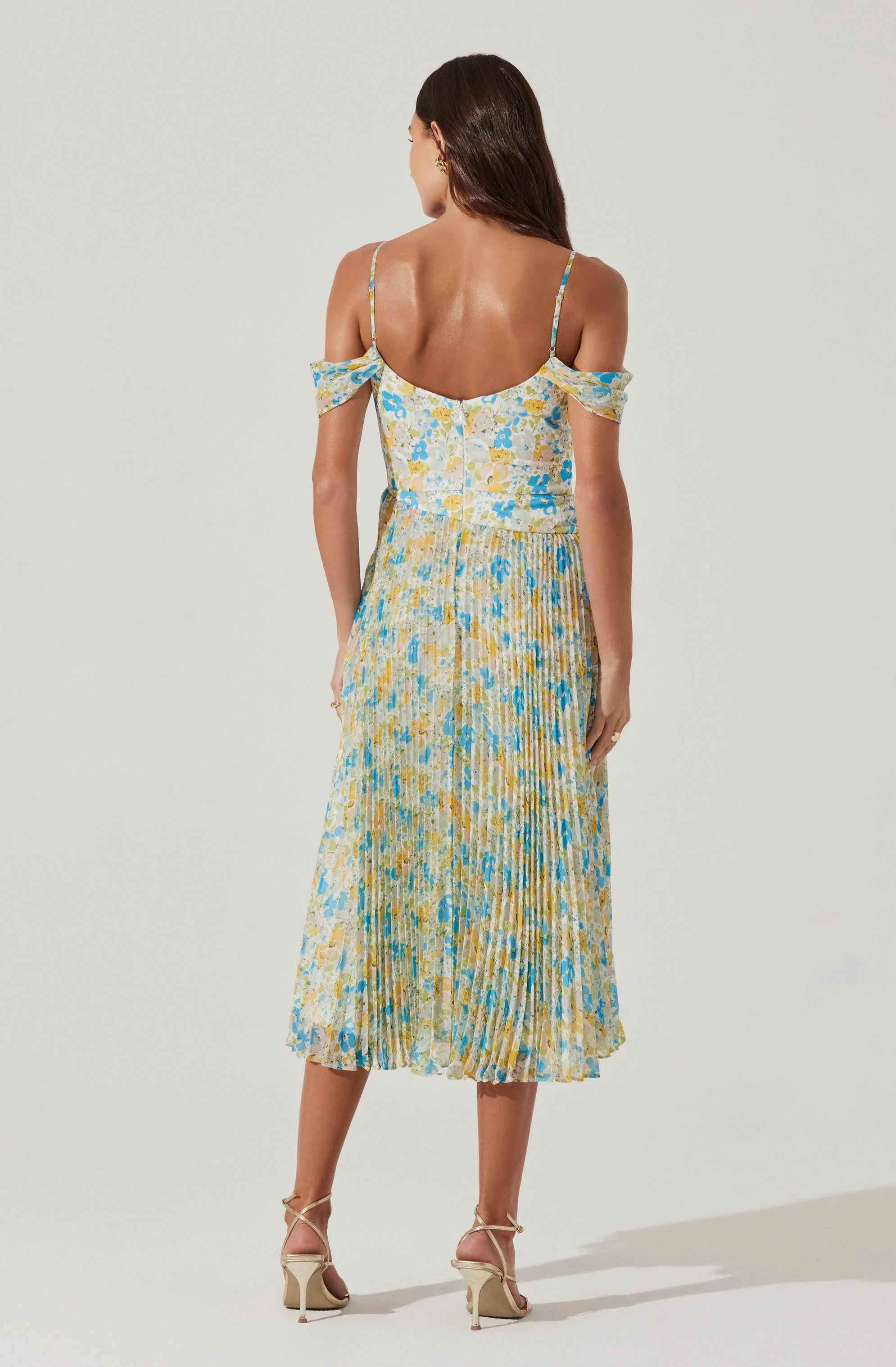 Pleated Cold Shoulder Midi Dress - Image 4
