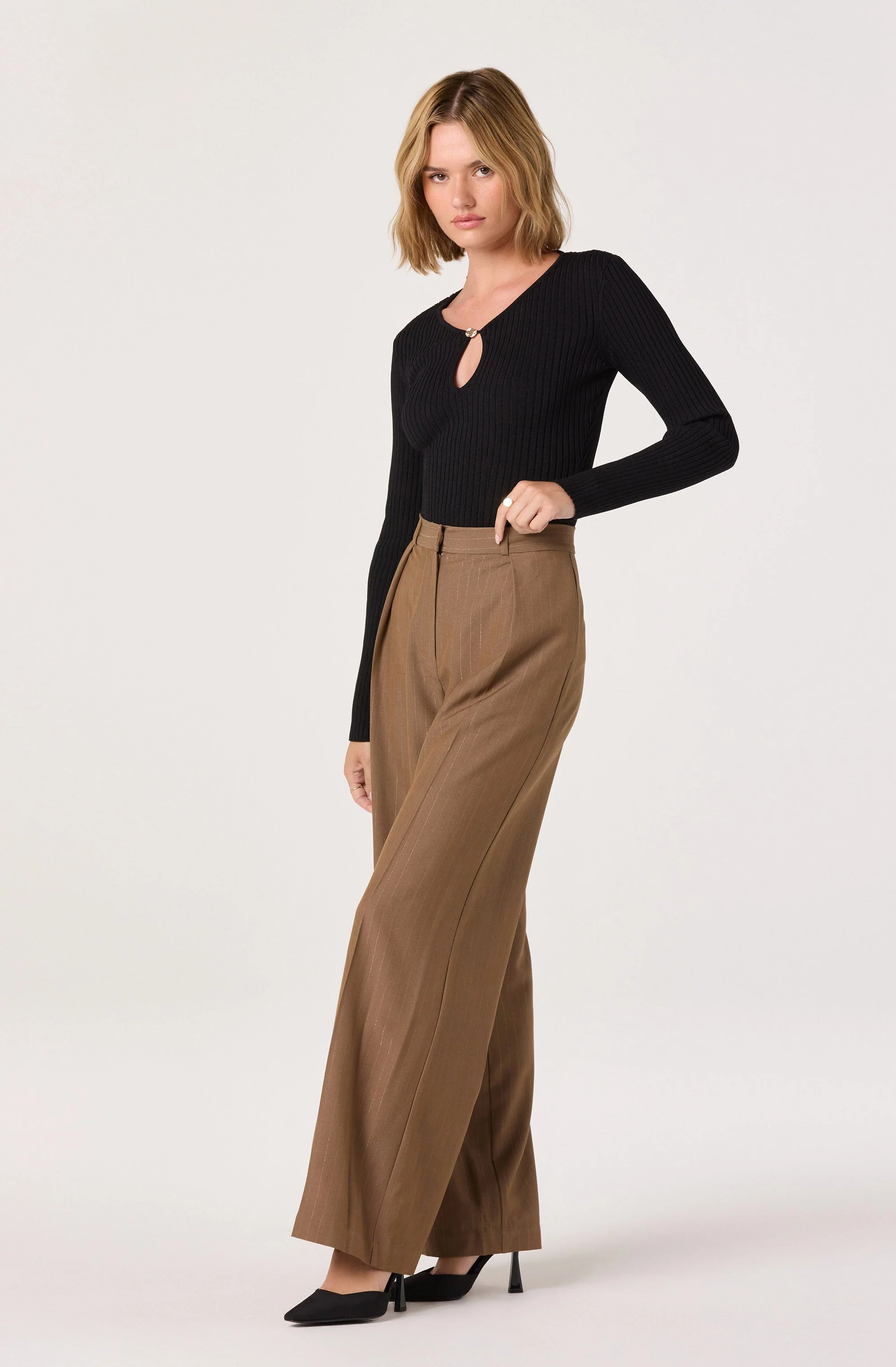 Pleated Metallic Pinstripe Trouser - Image 5