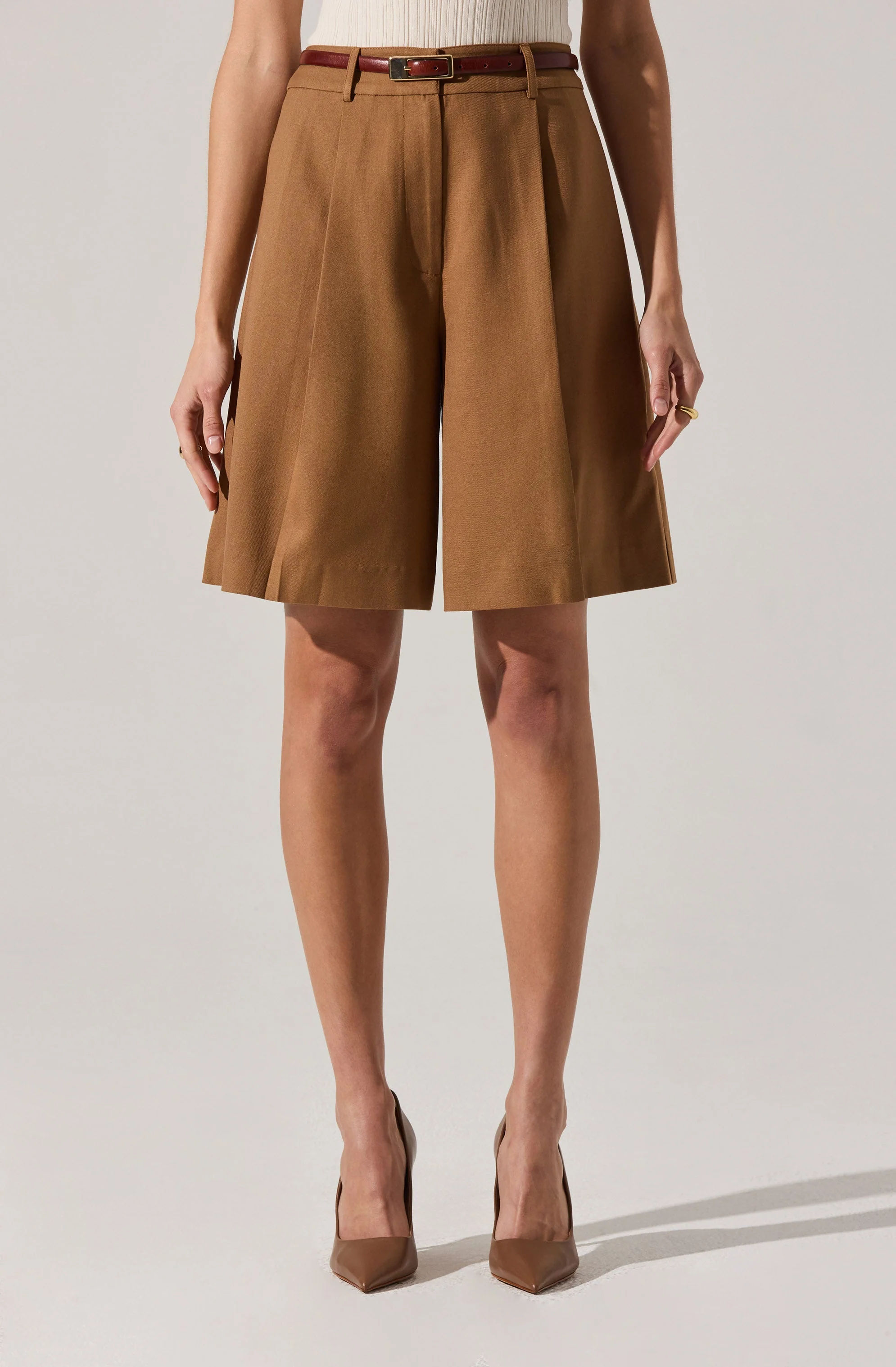 Quillie Pleated Tailored Bermuda Shorts - Image 5