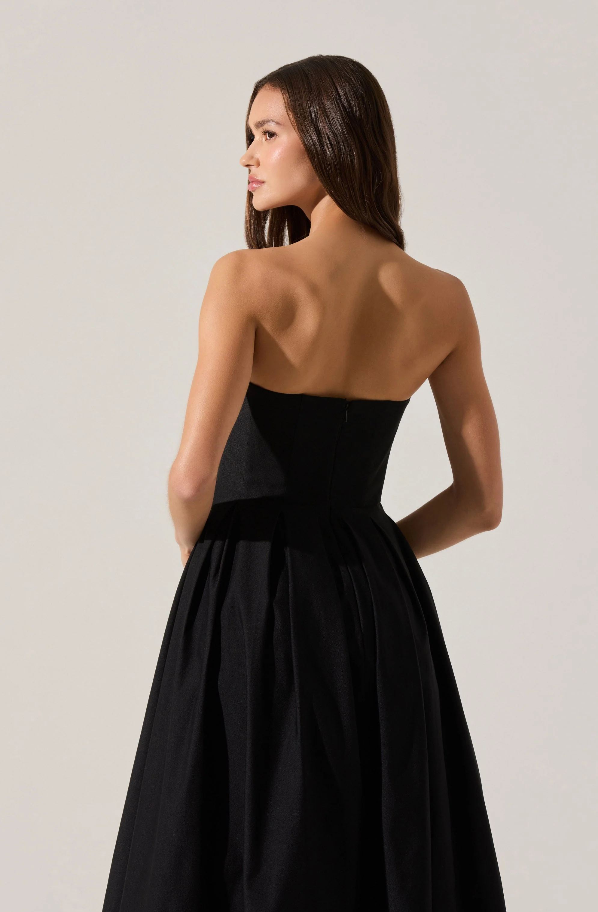 Reiona Strapless Pleated Midi Dress - Image 6