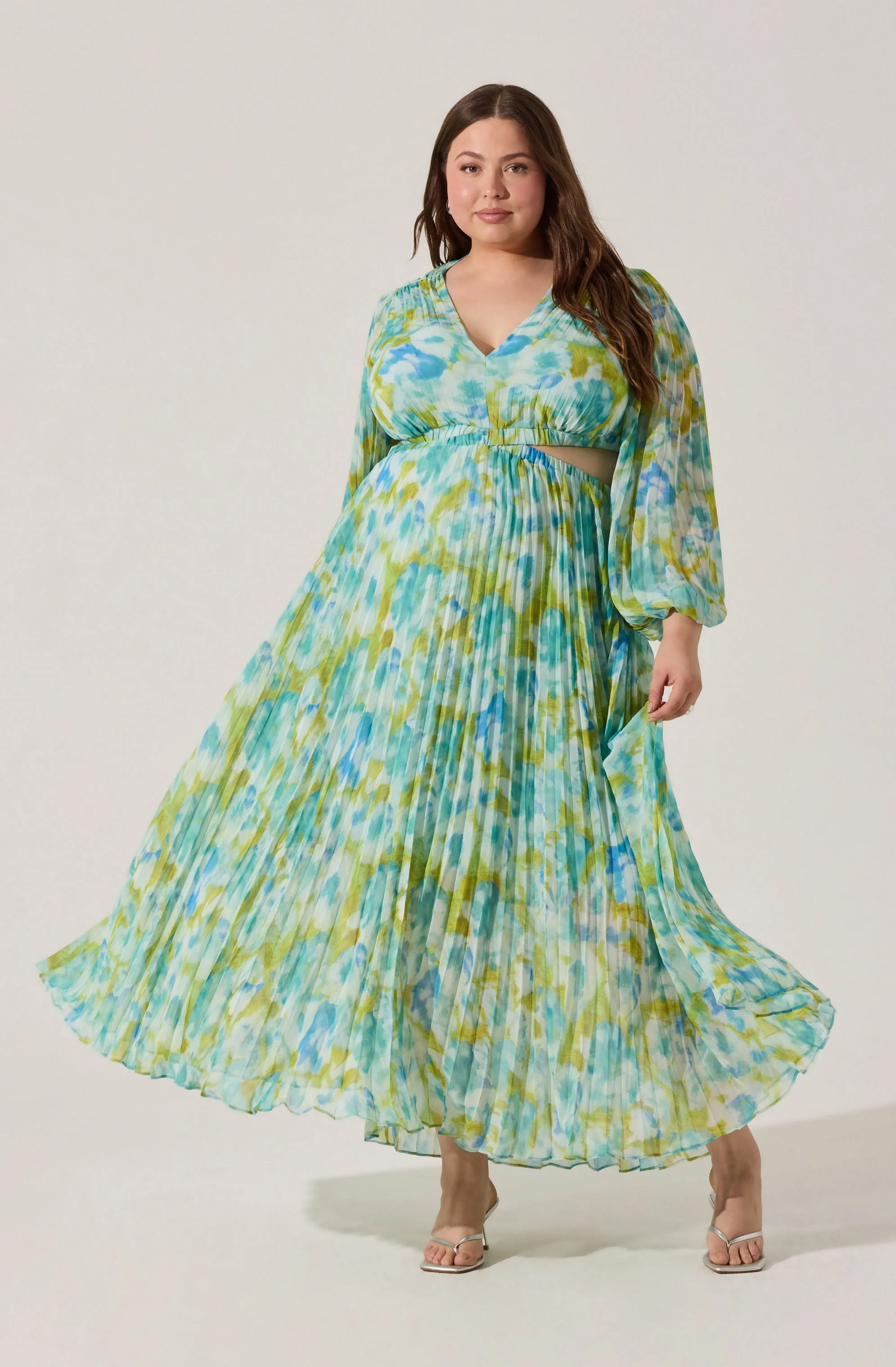 Revery Floral Long Sleeve Maxi Dress - Image 19