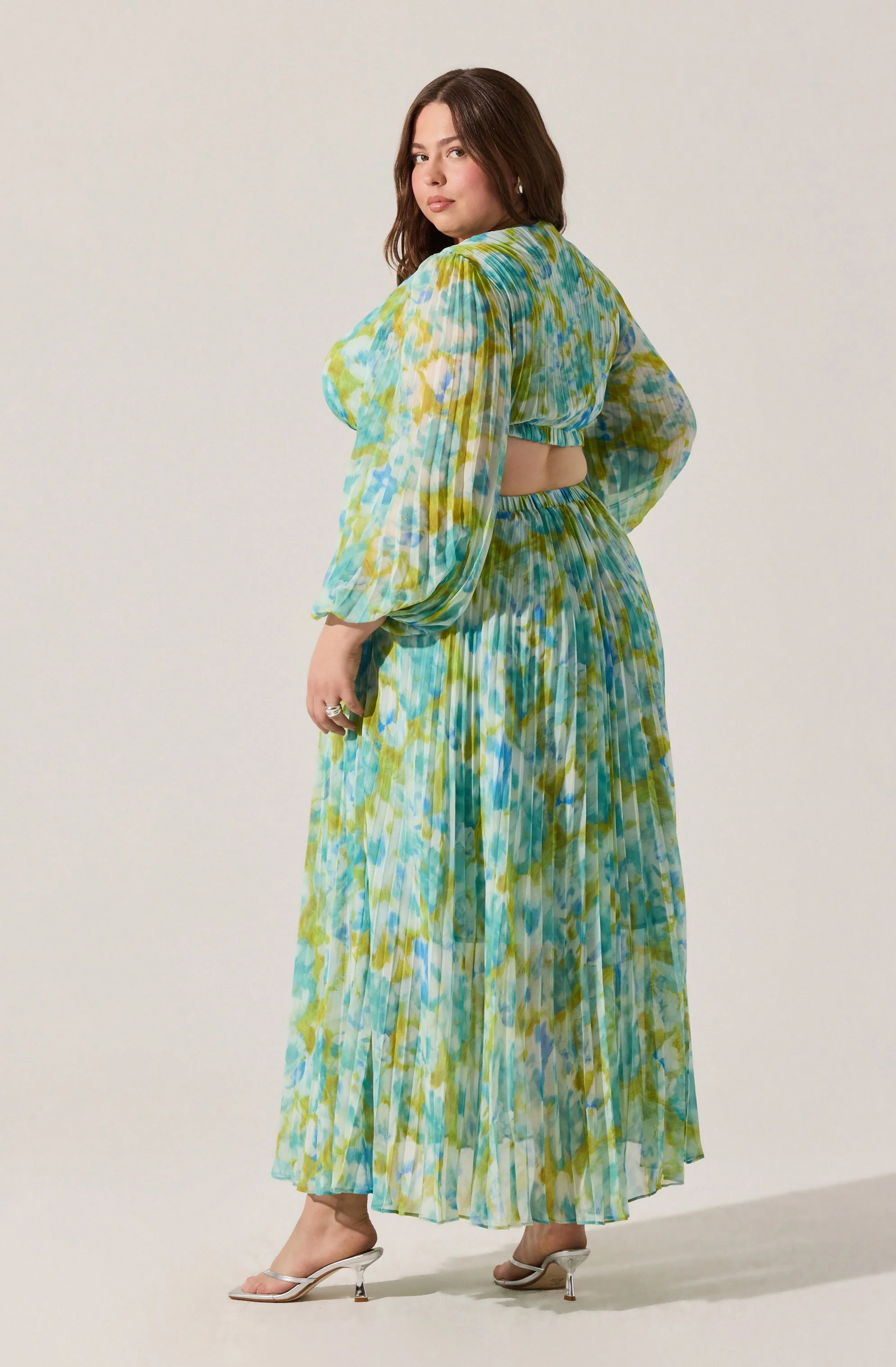 Revery Floral Long Sleeve Maxi Dress - Image 22