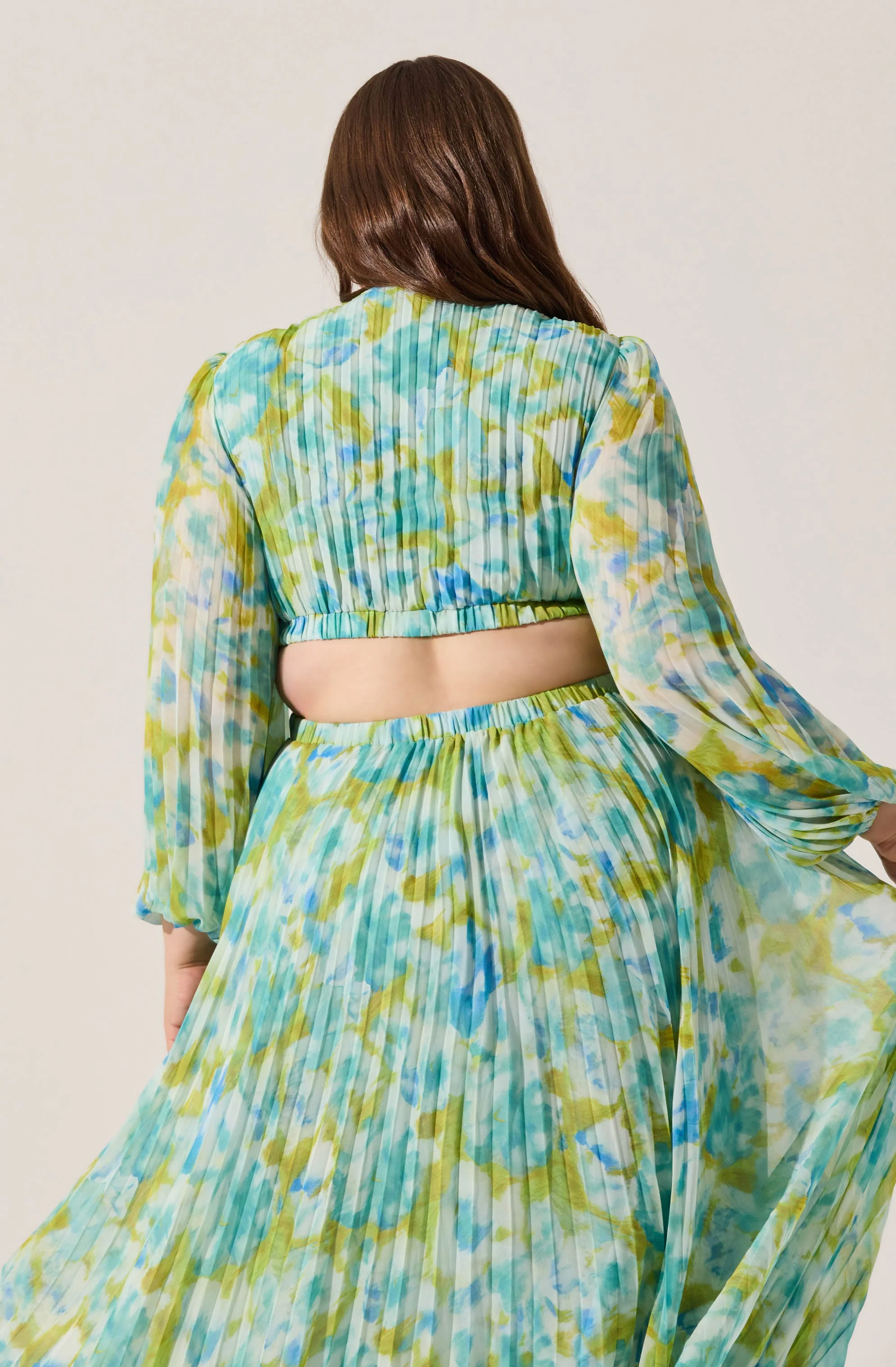 Revery Floral Long Sleeve Maxi Dress - Image 24