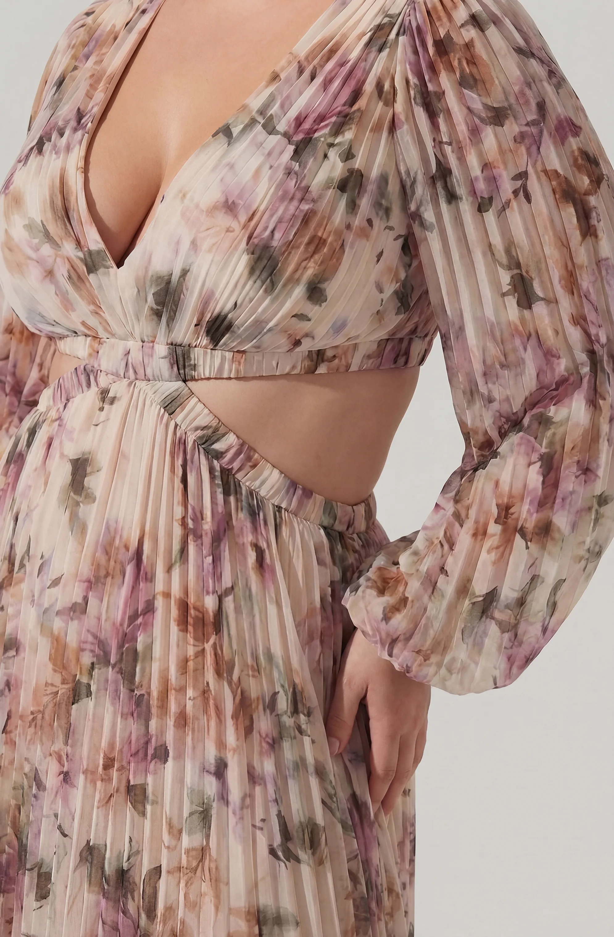Revery Floral Long Sleeve Maxi Dress - Image 11