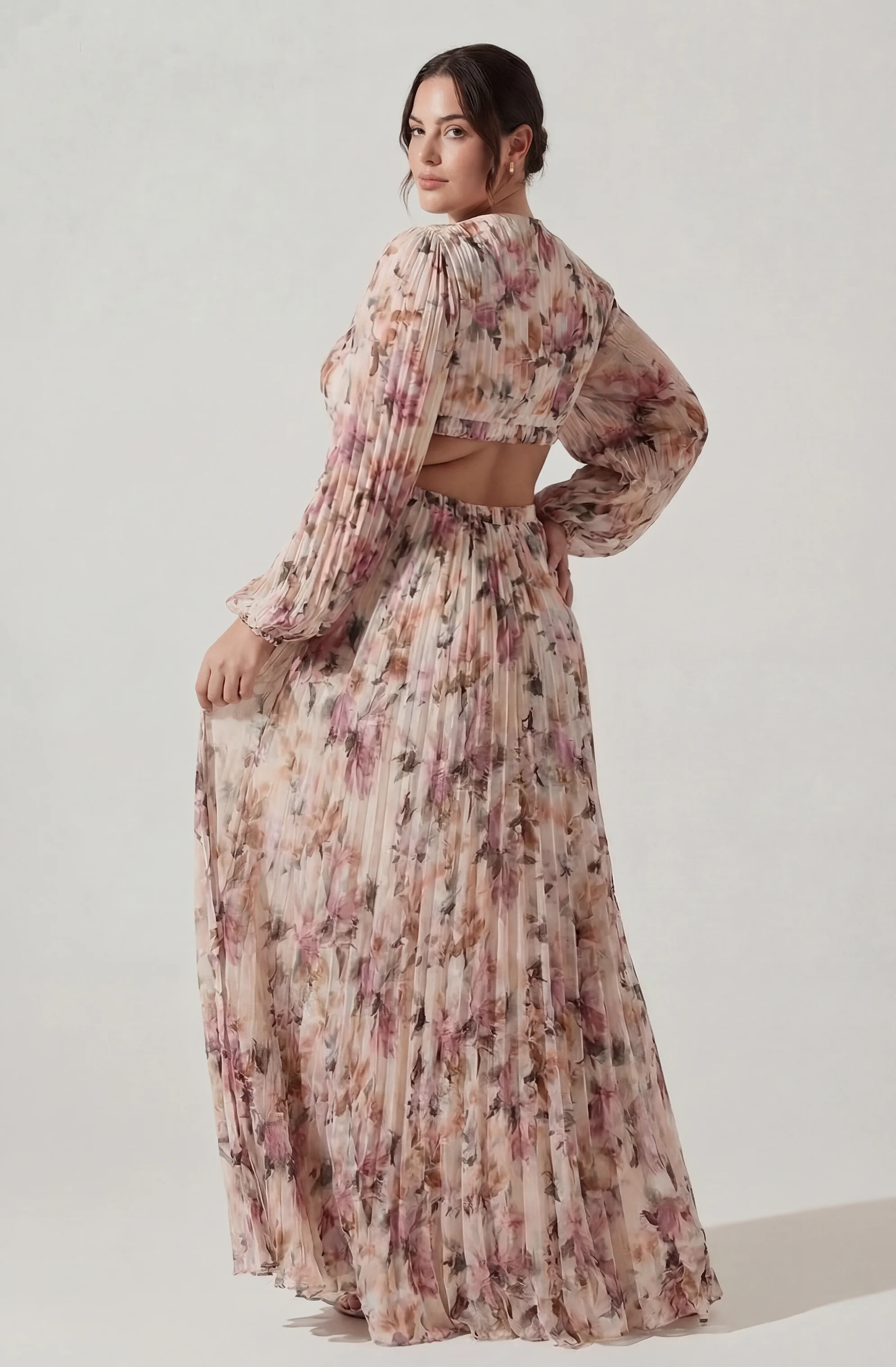 Revery Floral Long Sleeve Maxi Dress - Image 12