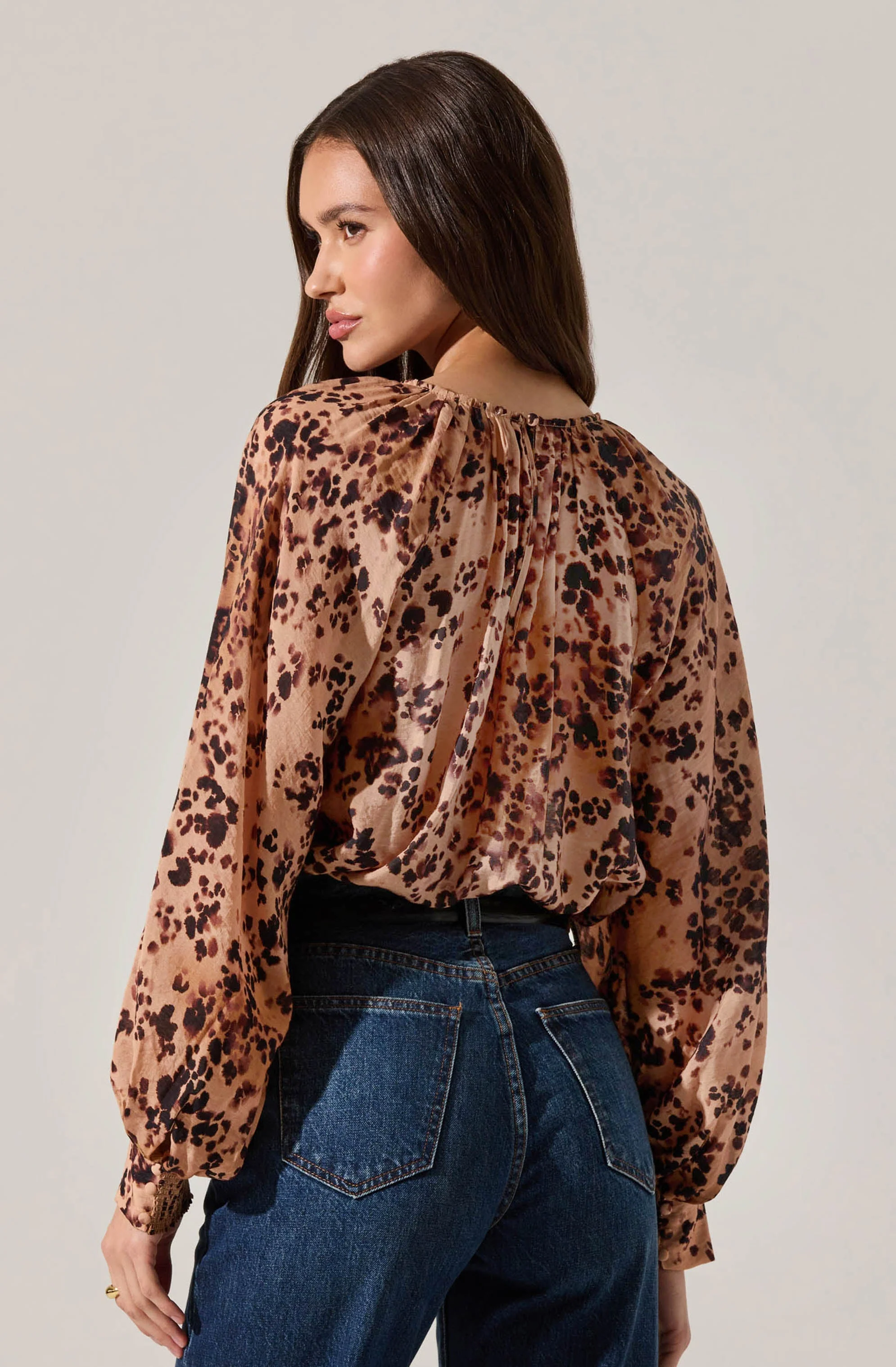 Reyen Leopard Balloon Sleeve Top - Image 3