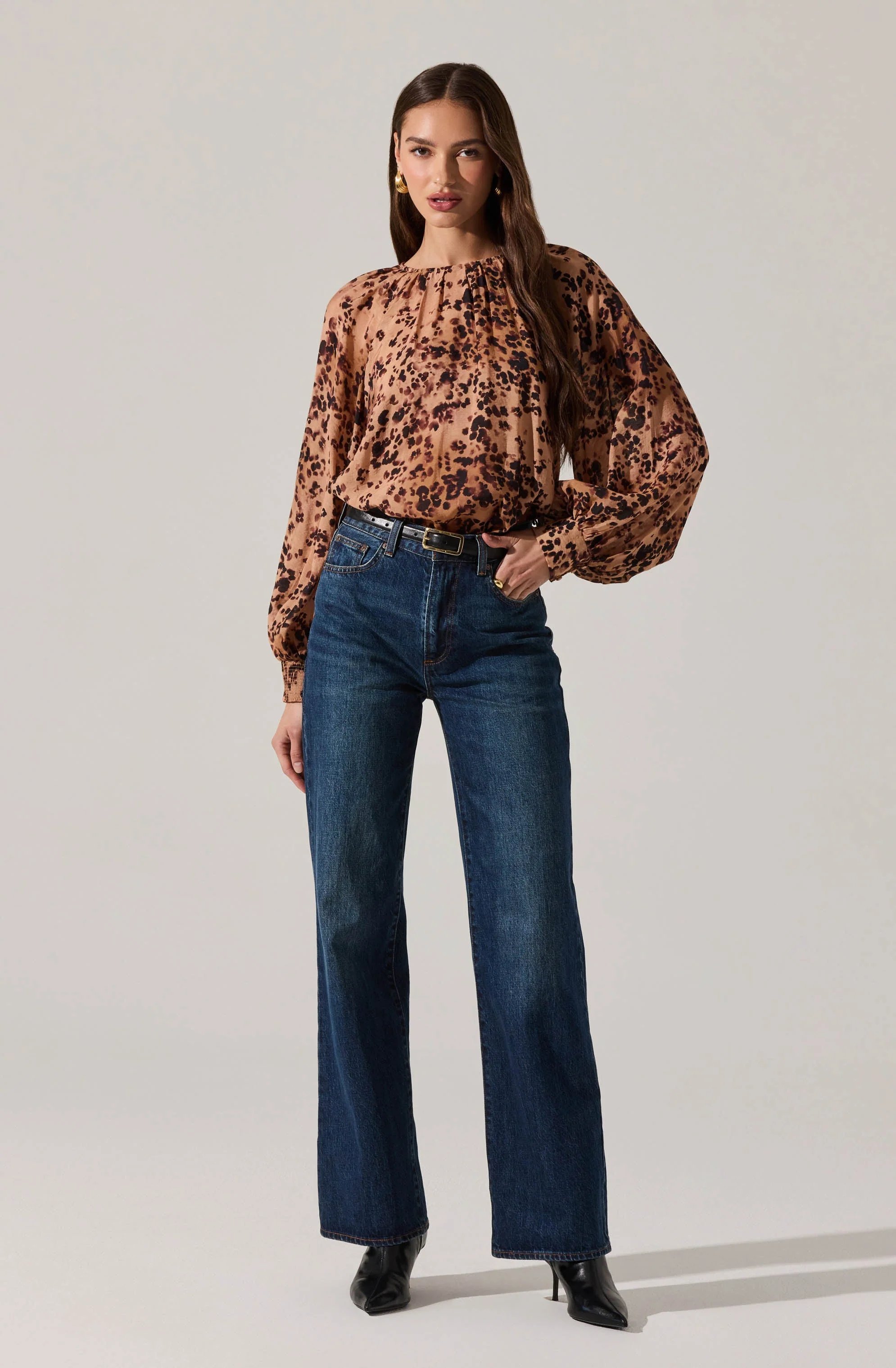 Reyen Leopard Balloon Sleeve Top - Image 5