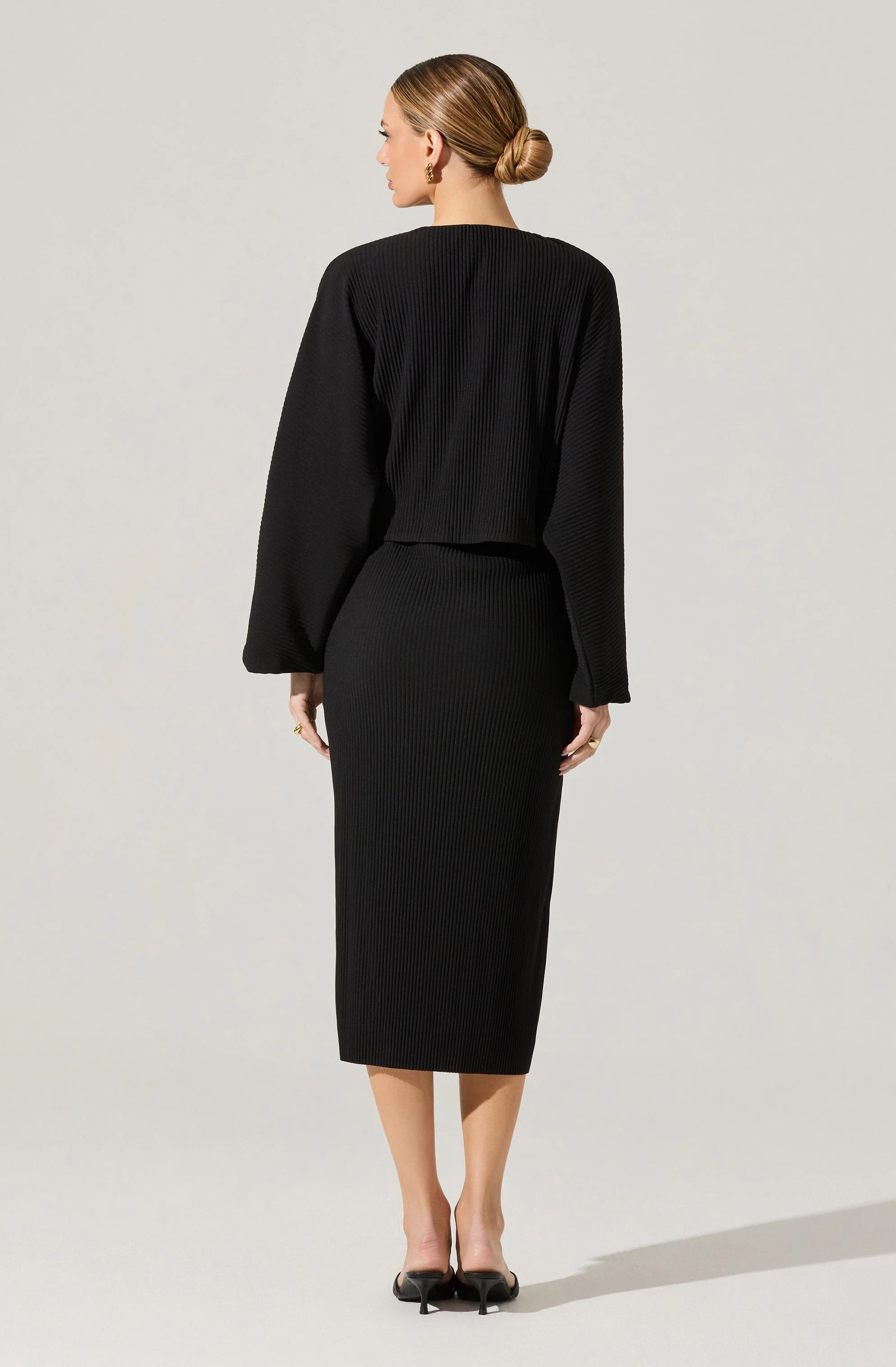 Ribbed Midi Dress & Shrug Set - Image 5