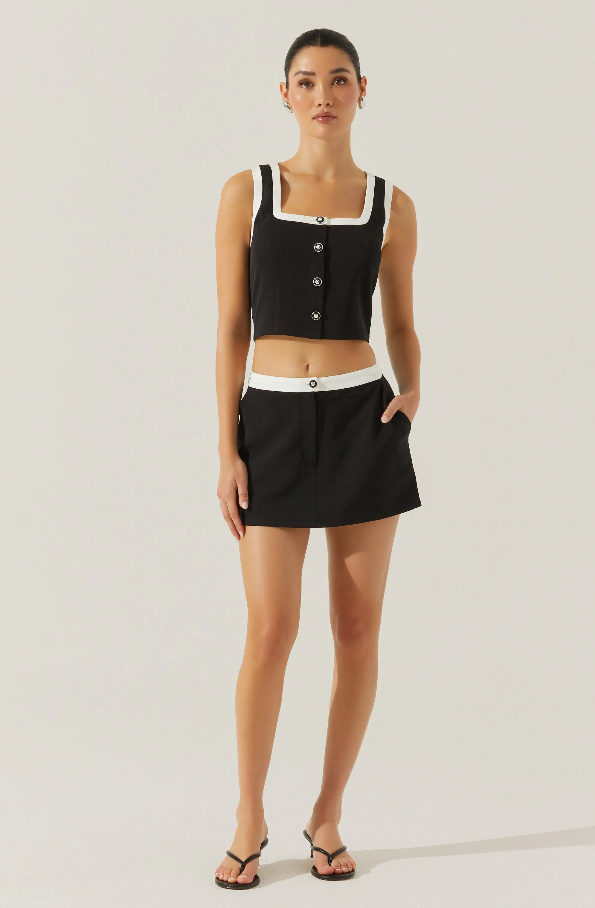 Rory Contrast Trim Top - Image 4