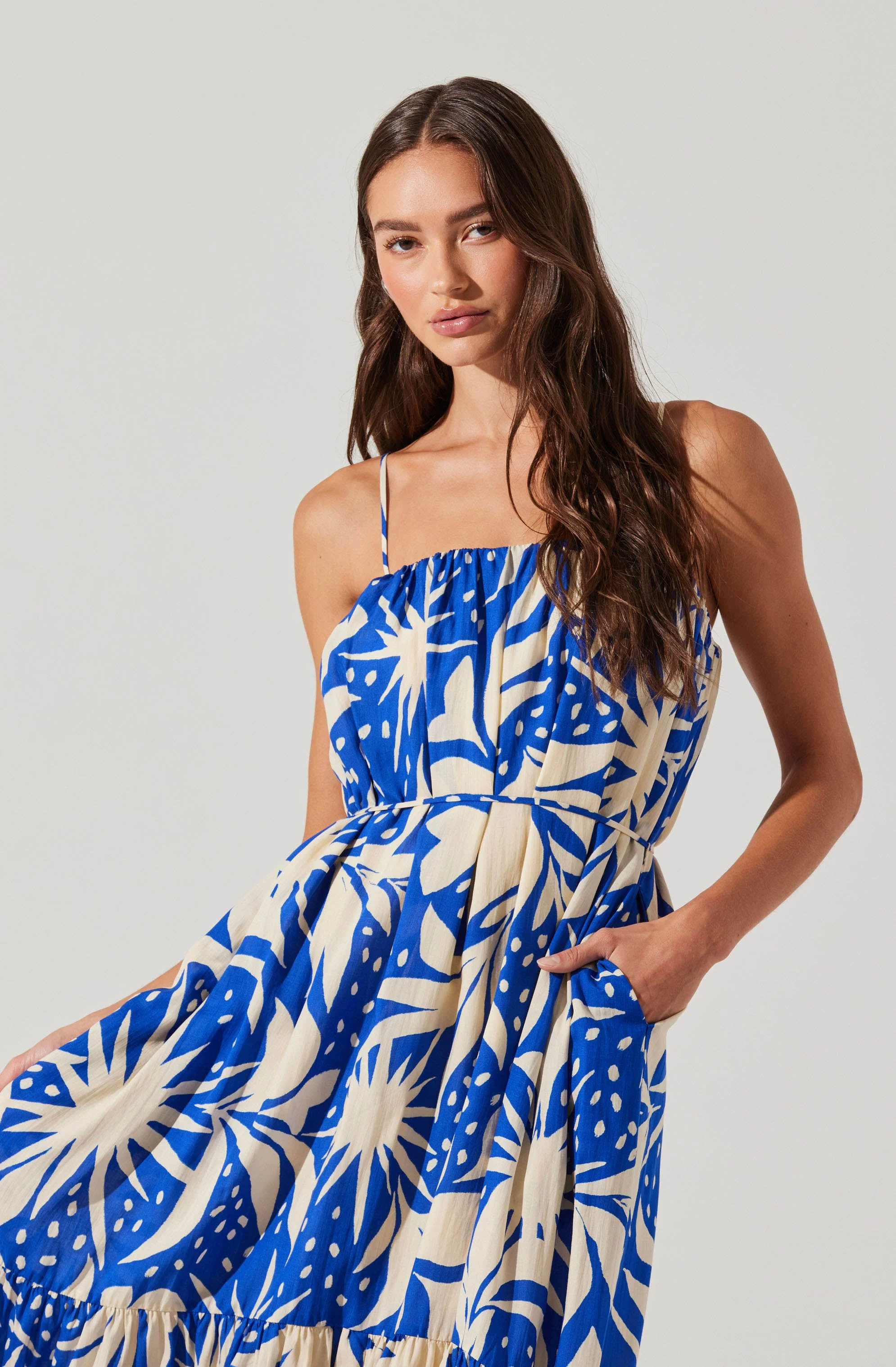 Sarina Linen-Blend Floral Maxi Dress - Image 5