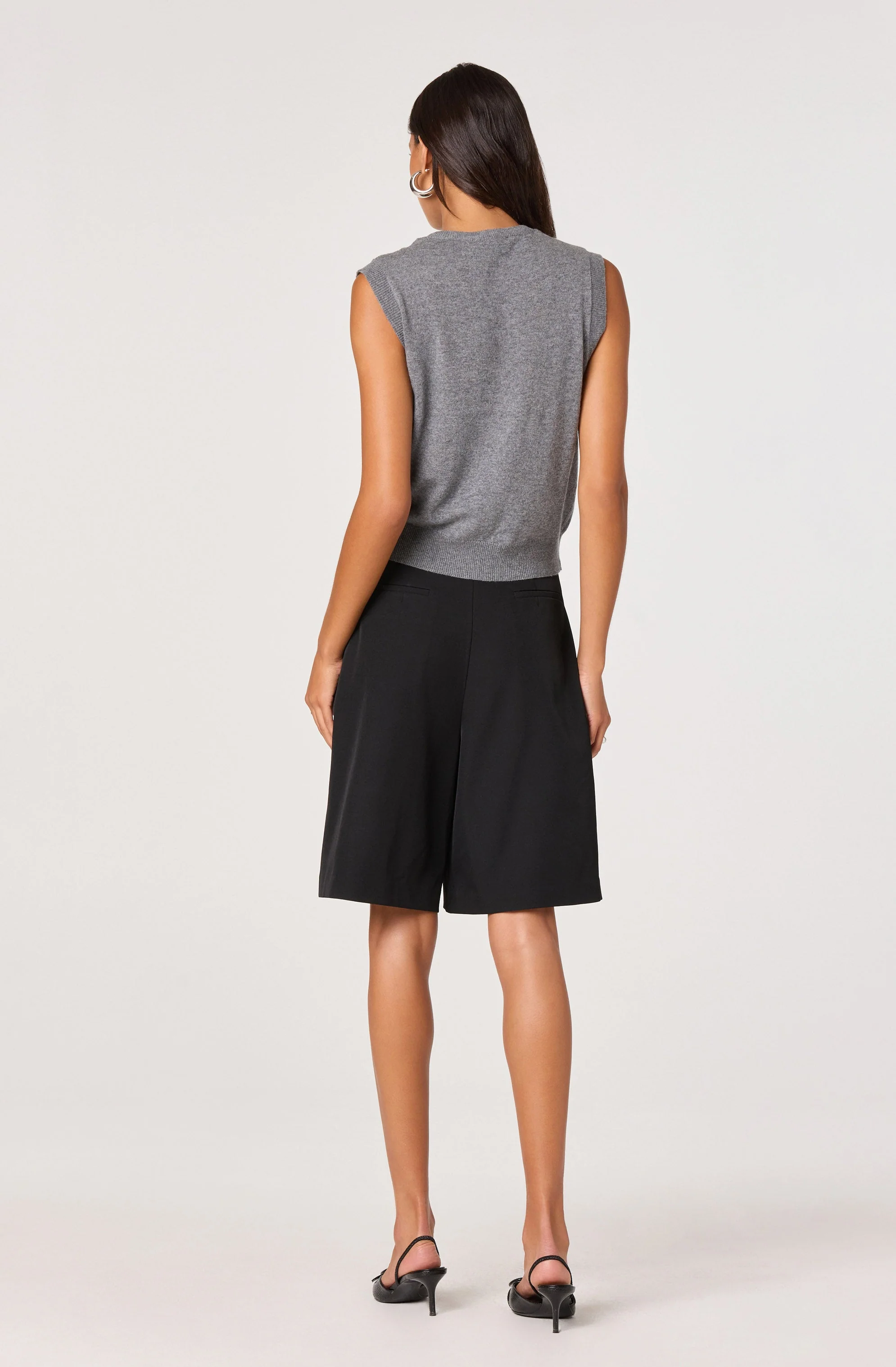 Sleeveless Layered Scarf Sweater - Image 10