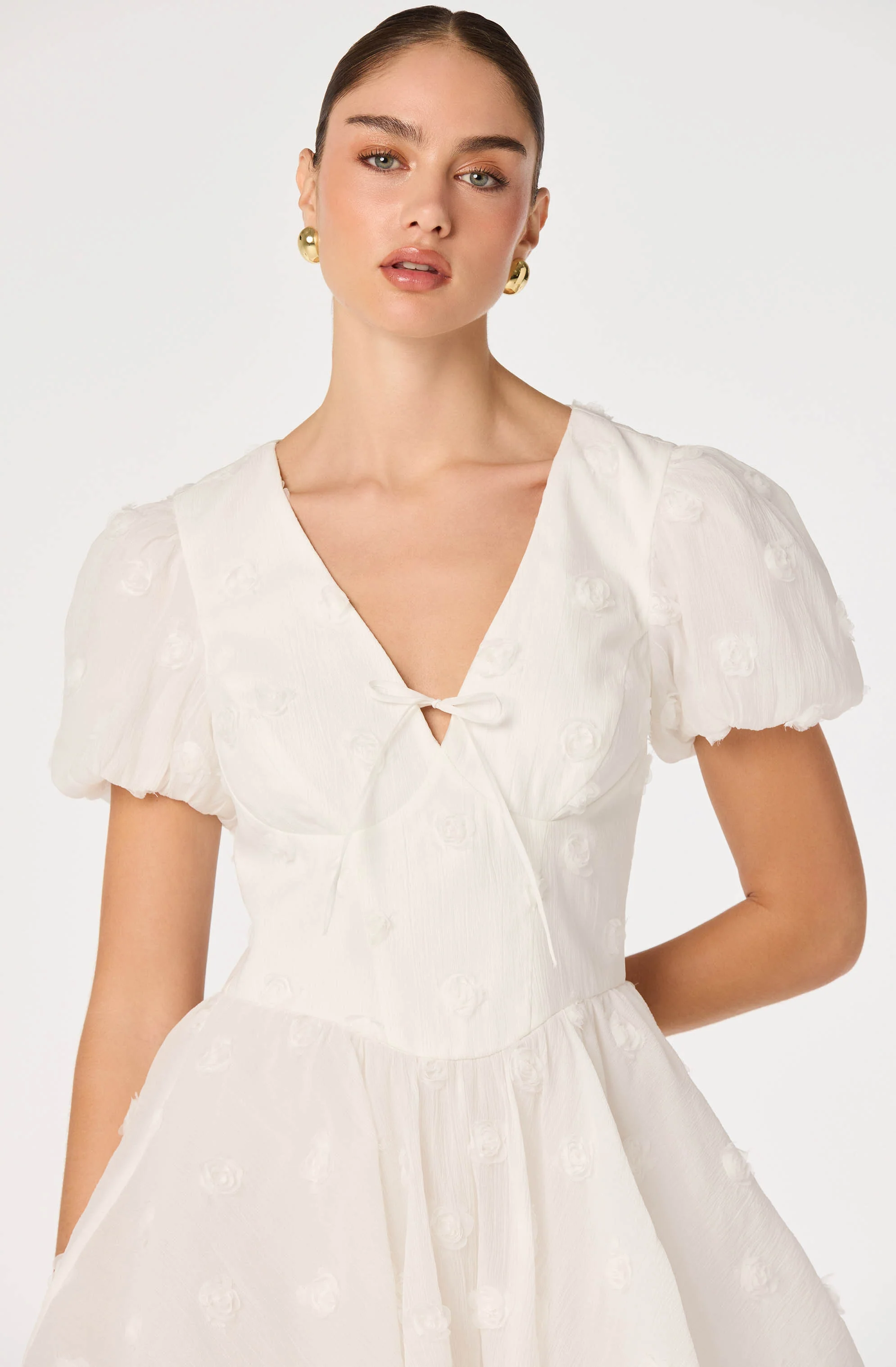 Sommer 3D Floral Mini Dress - Image 4