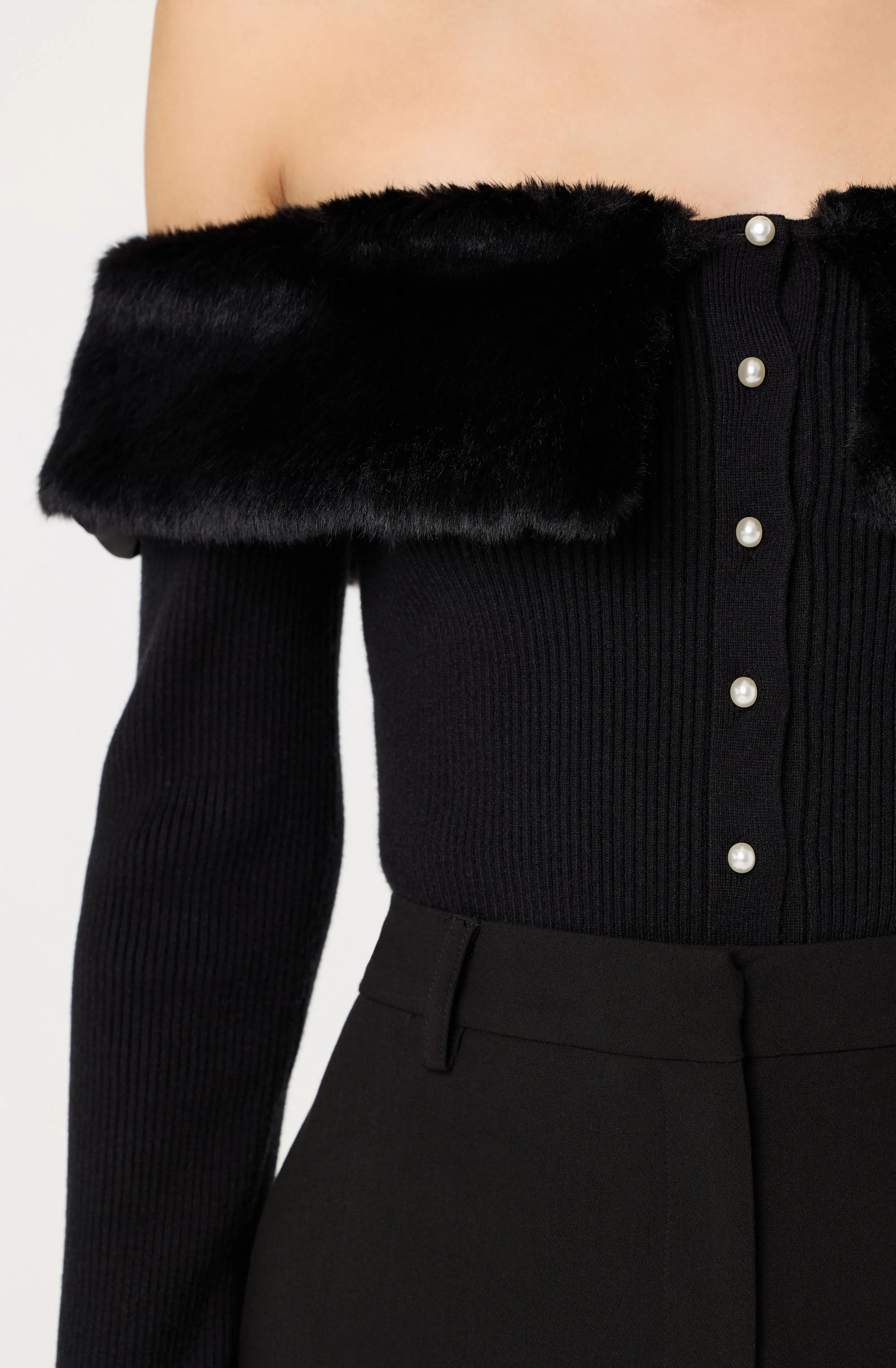 Tabathia Faux Fur Trim Sweater - Image 4