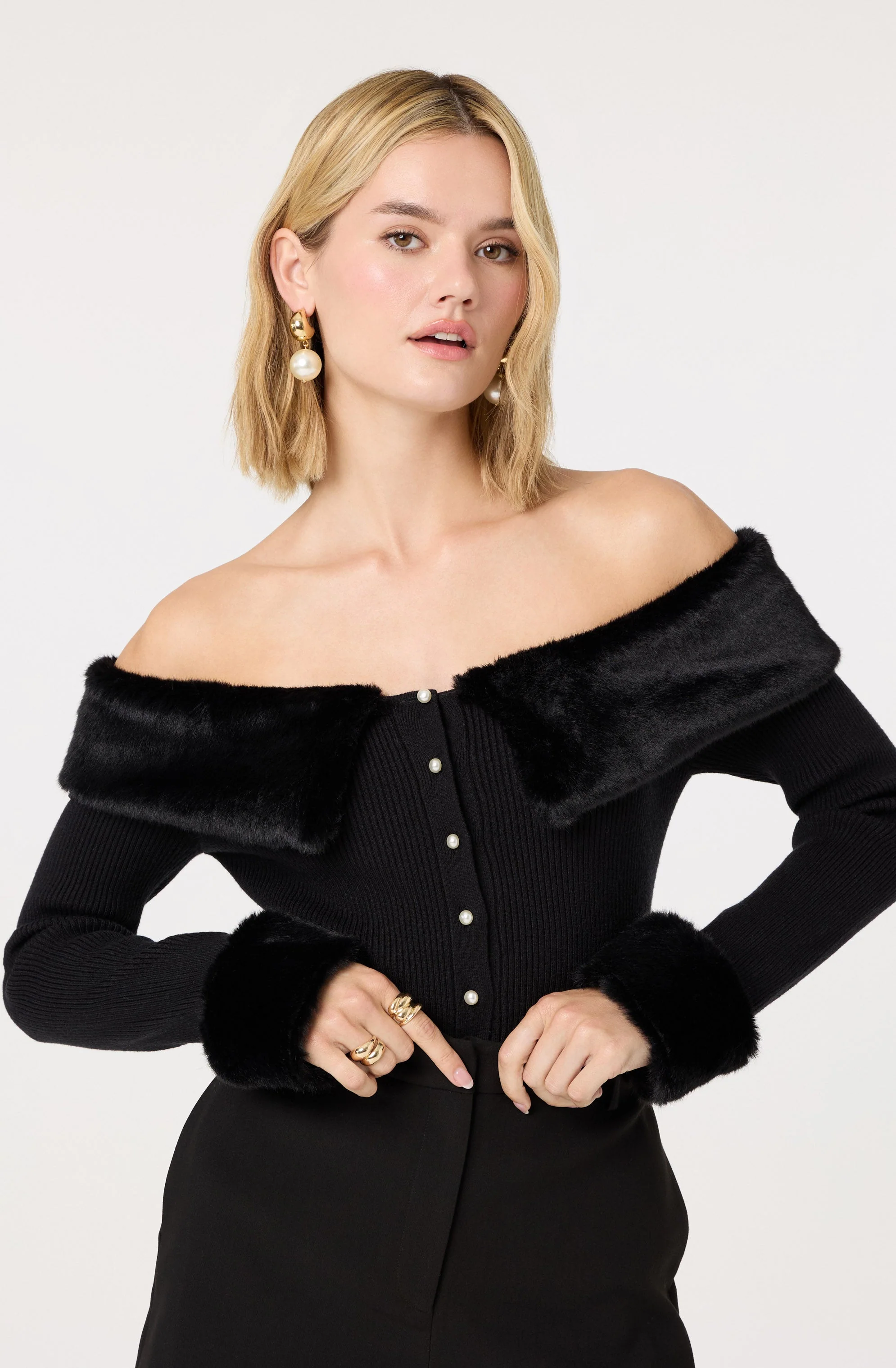 Tabathia Faux Fur Trim Sweater - Image 5