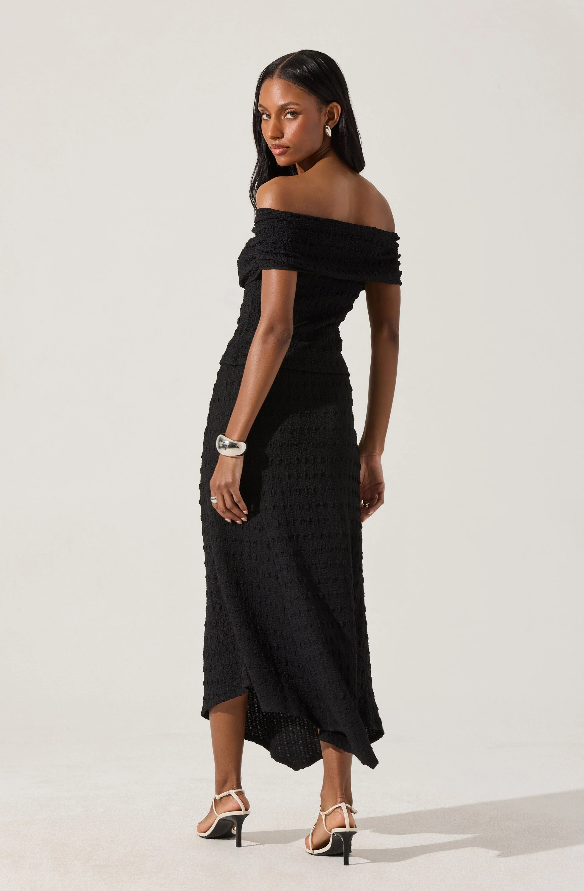 Textured Asymmetric Knit Skirt - Image 5