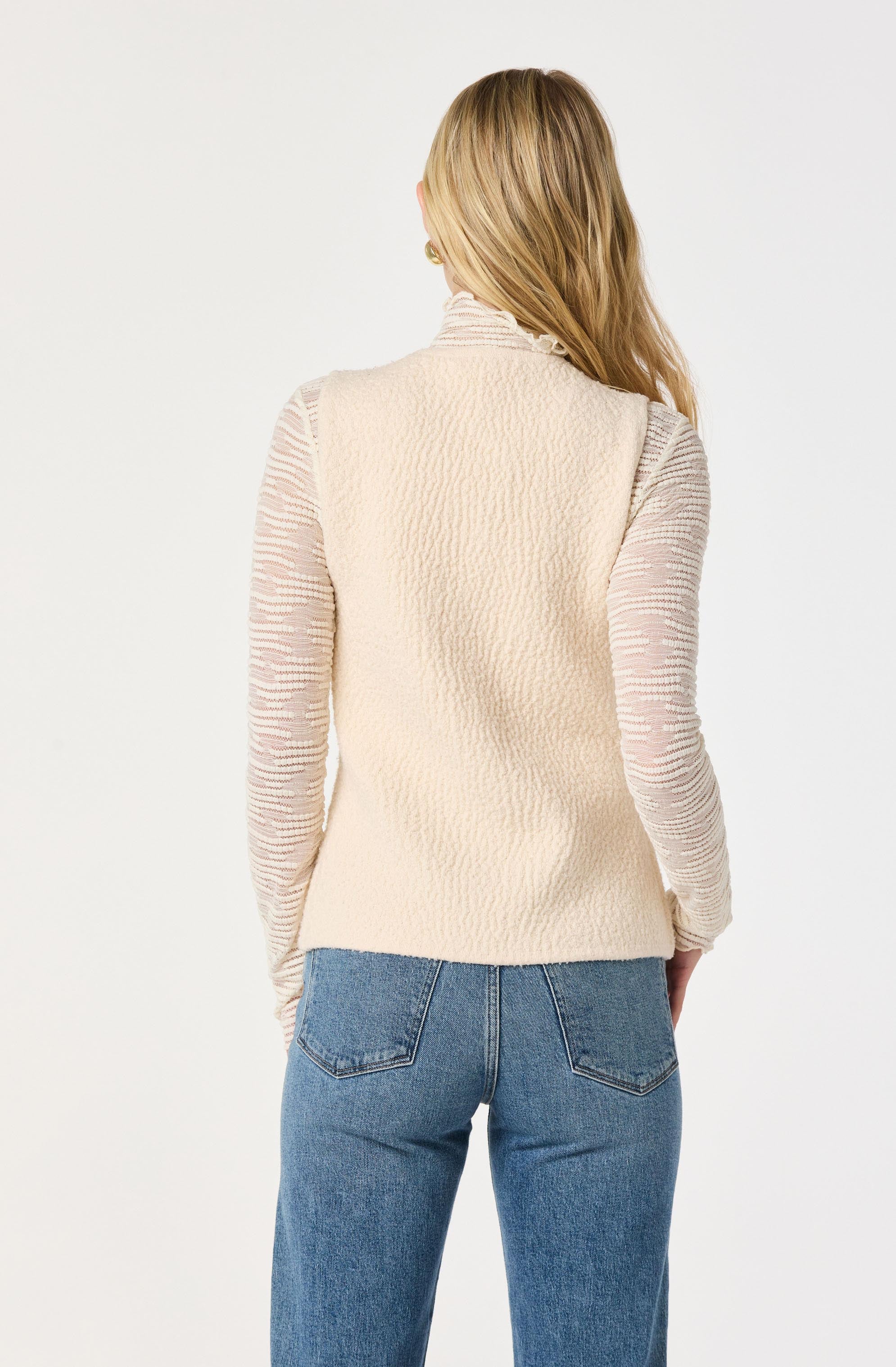 Textured Longline V-Neck Vest - Image 10