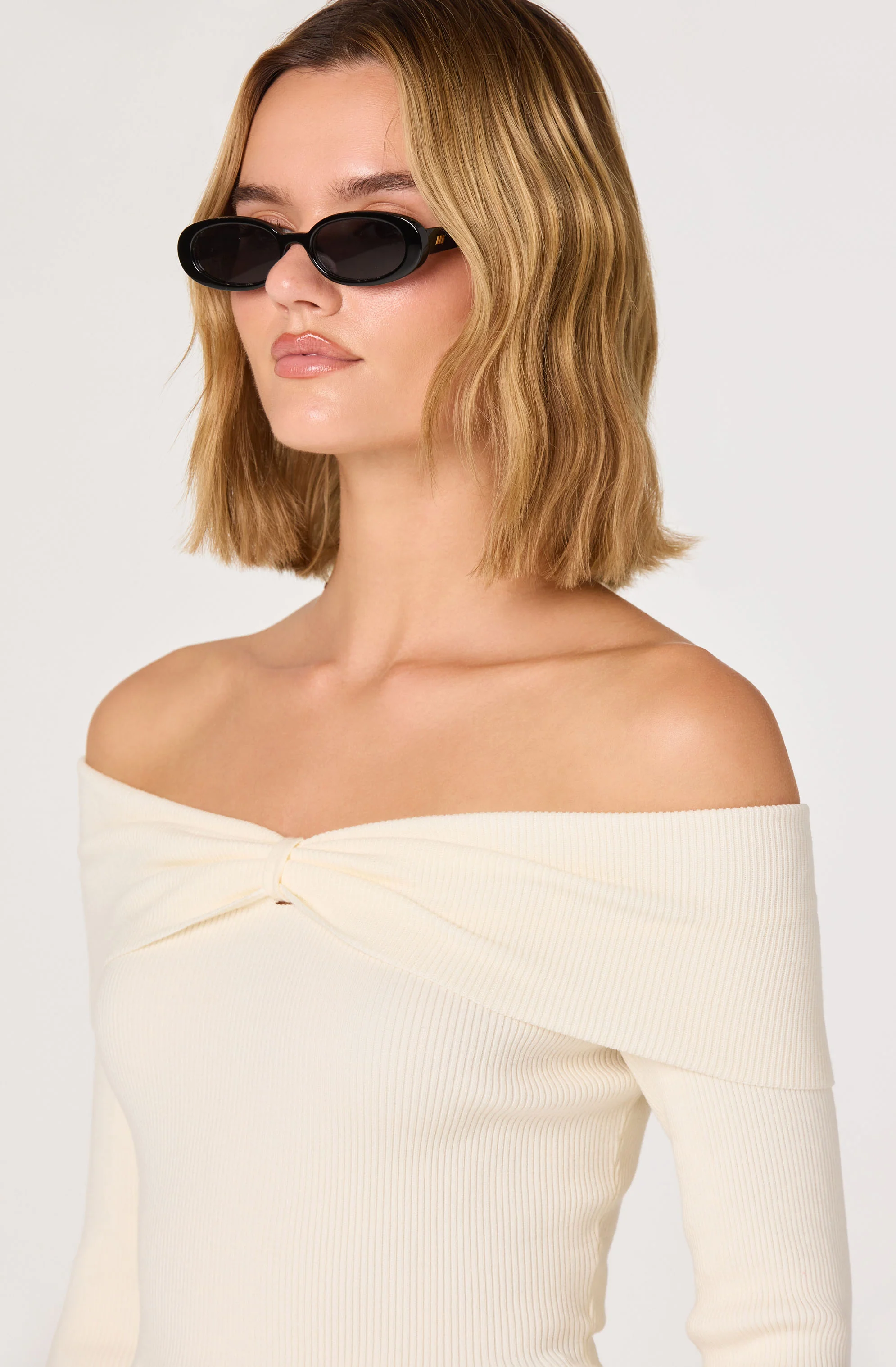 Tiarra Off-Shoulder Peplum Sweater - Image 5