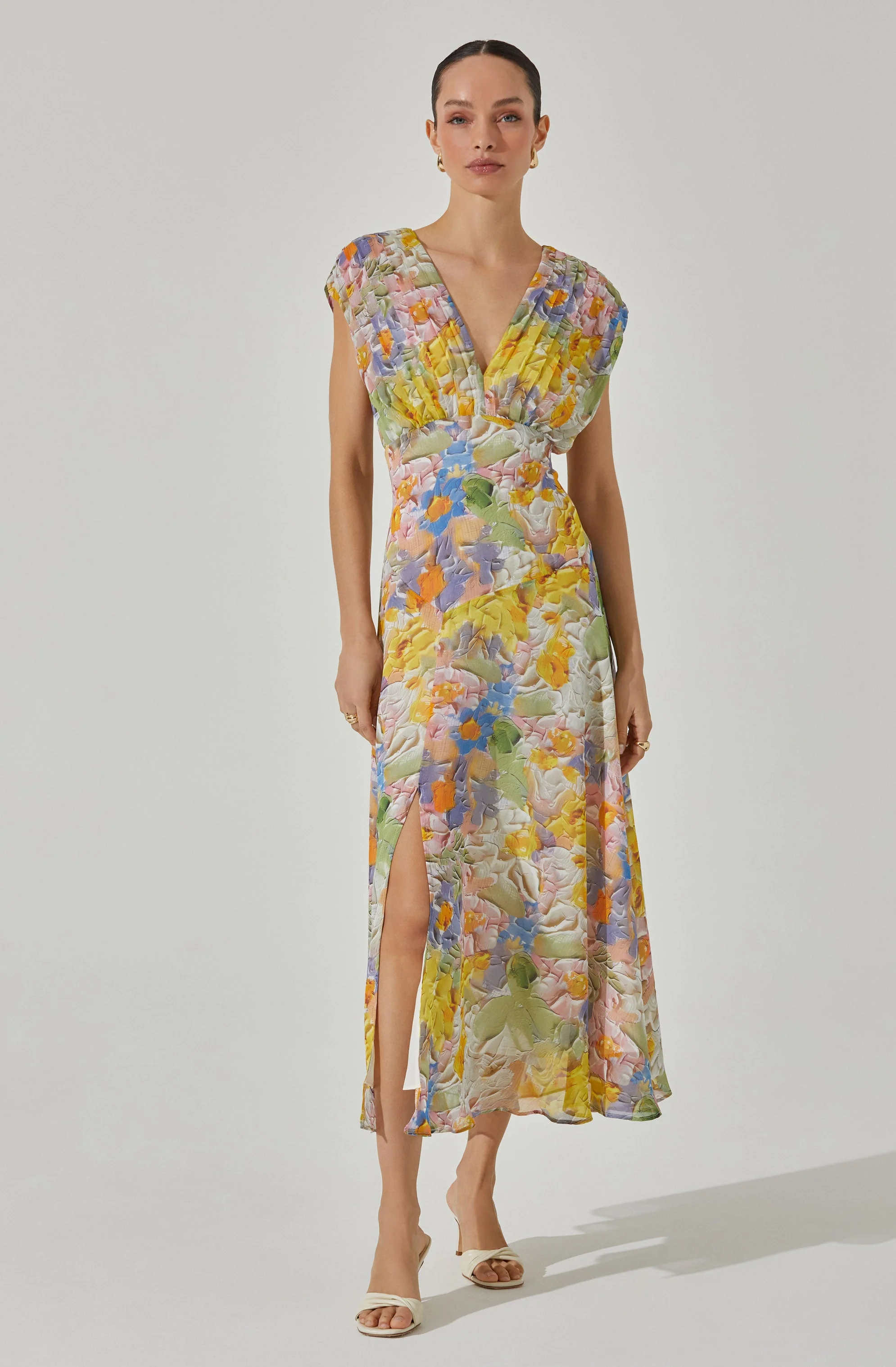 V-Neck Pleated Floral Midi Dress - Image 7