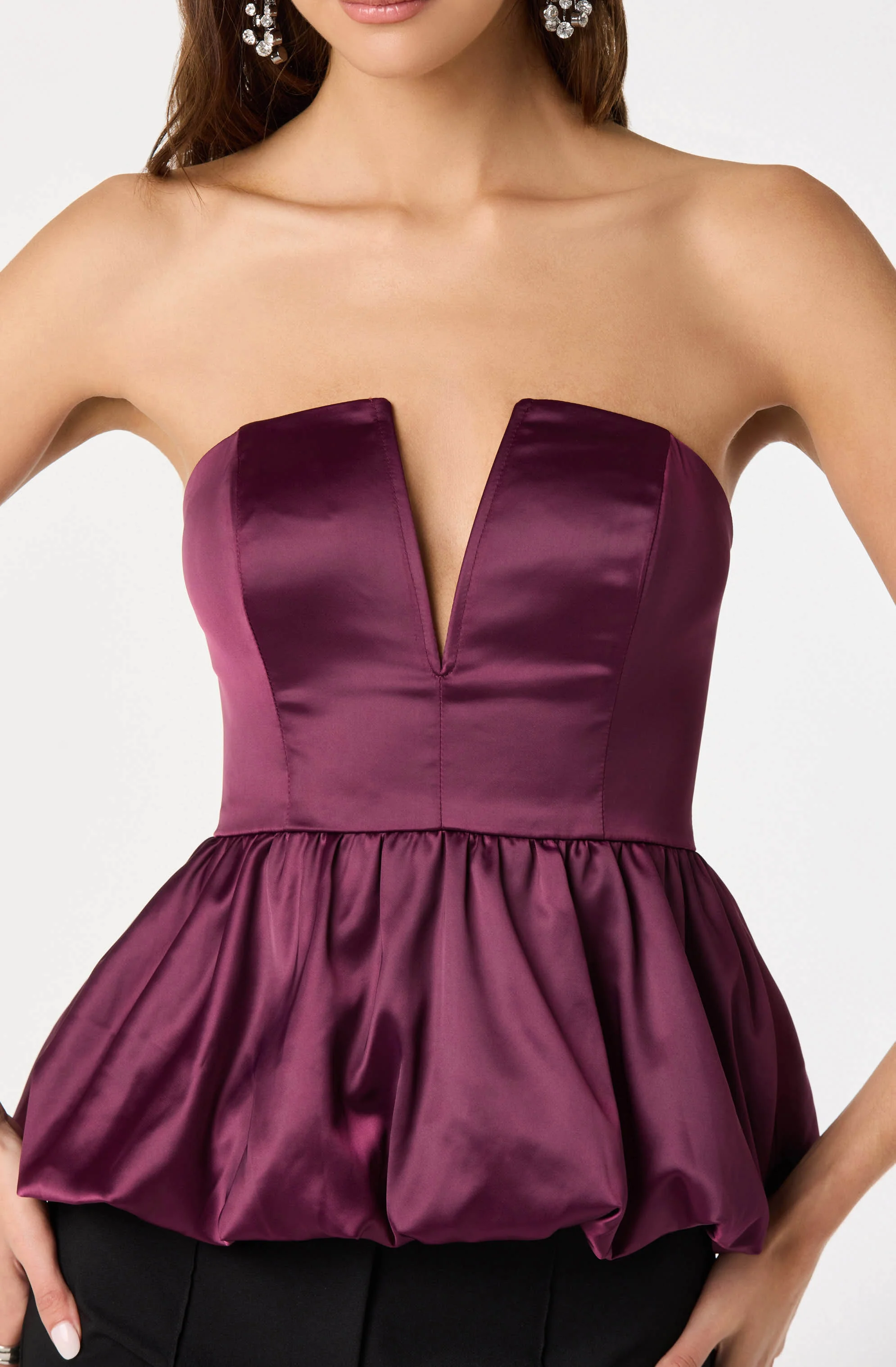 Satin Strapless Plunge Peplum Top - Image 4