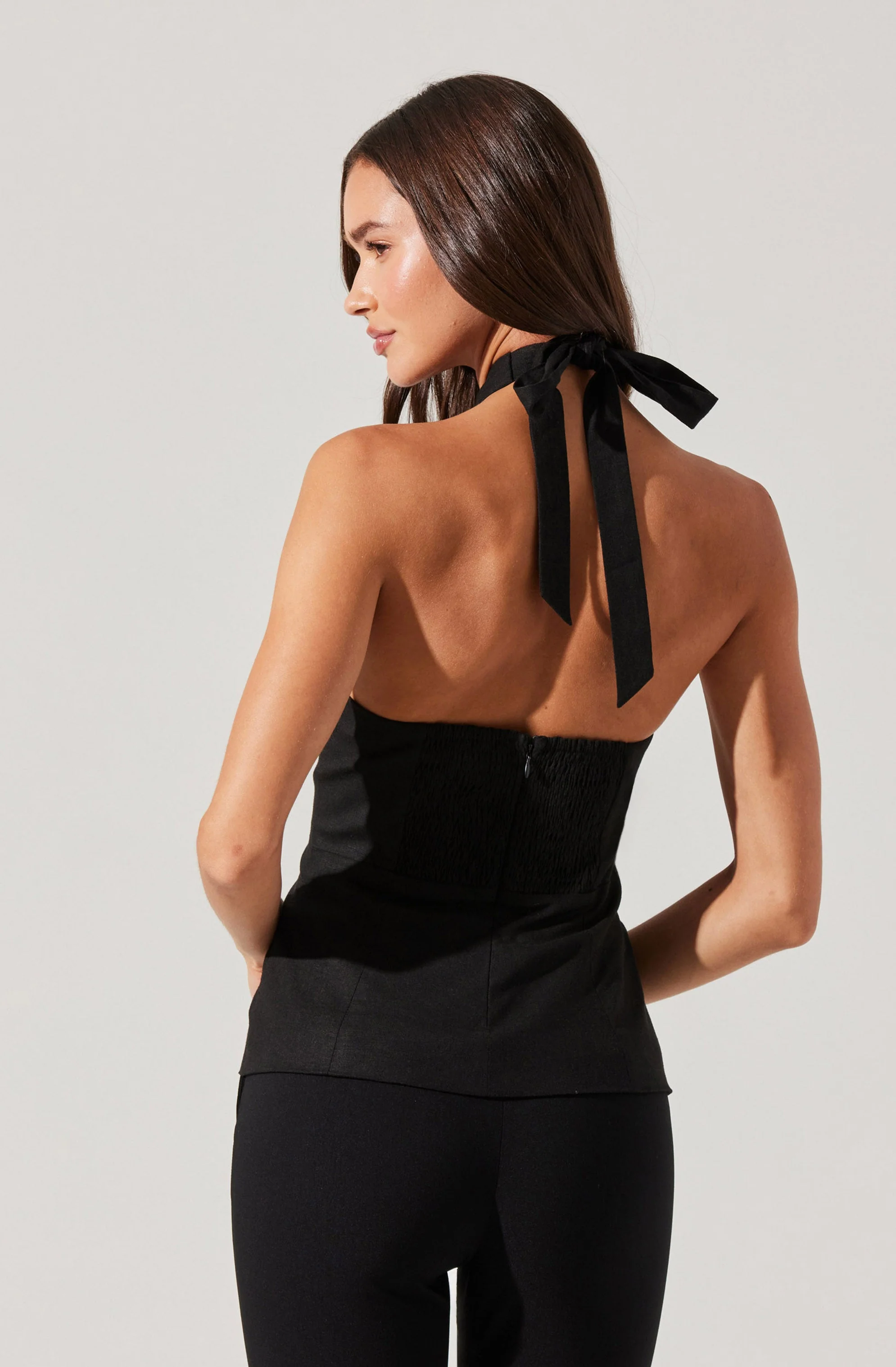 Yaritza Crossover Linen Blend Vest - Image 8